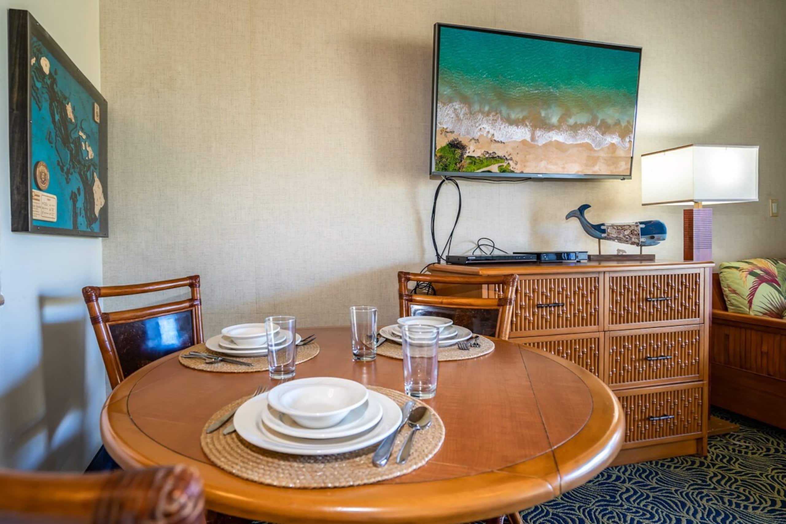Napili Bay beachfront condo w/ pool views - Photo 14