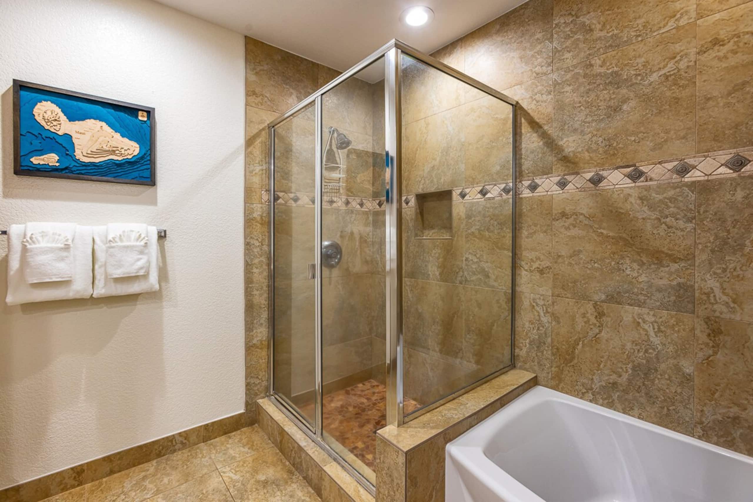 Wailea golf course condo w/ pool access - Photo 28