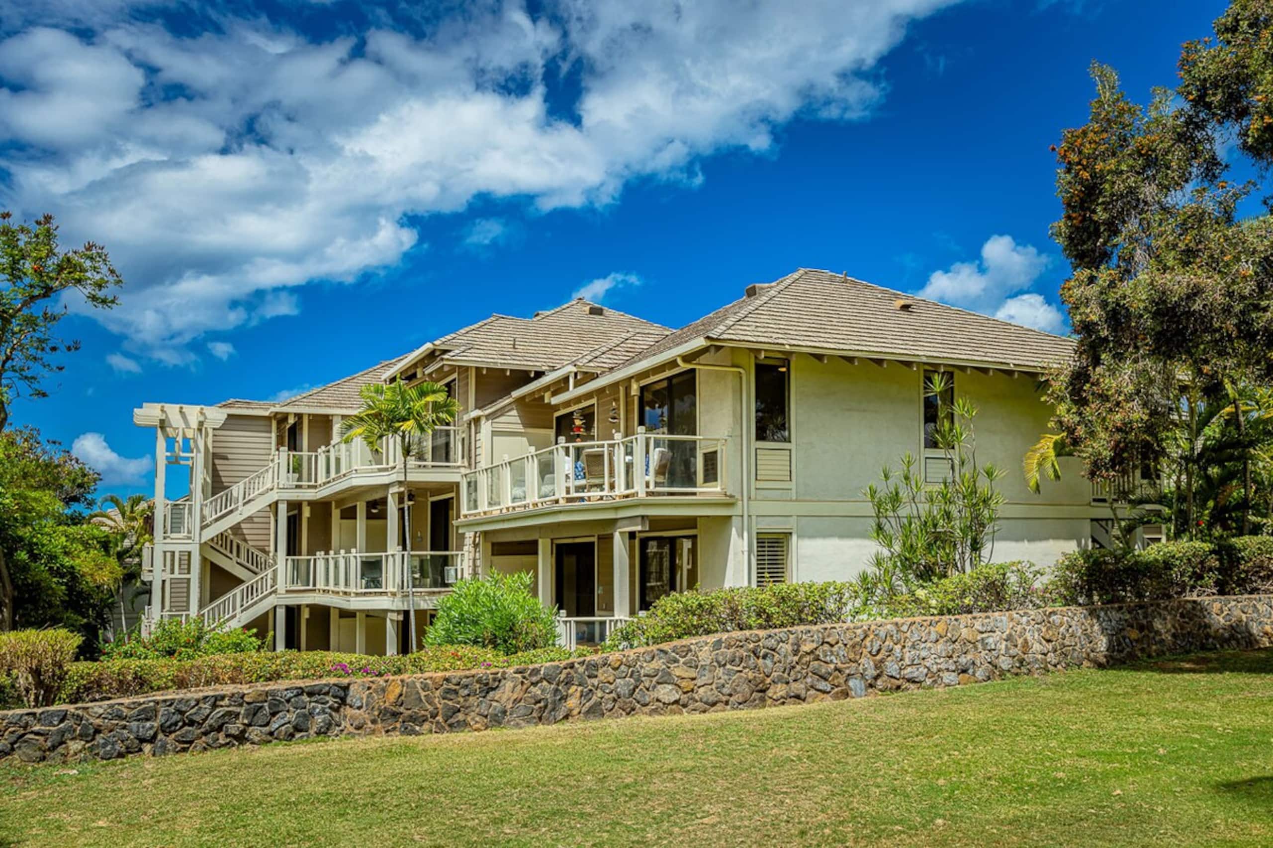 Wailea golf course condo w/ pool access - Photo 31