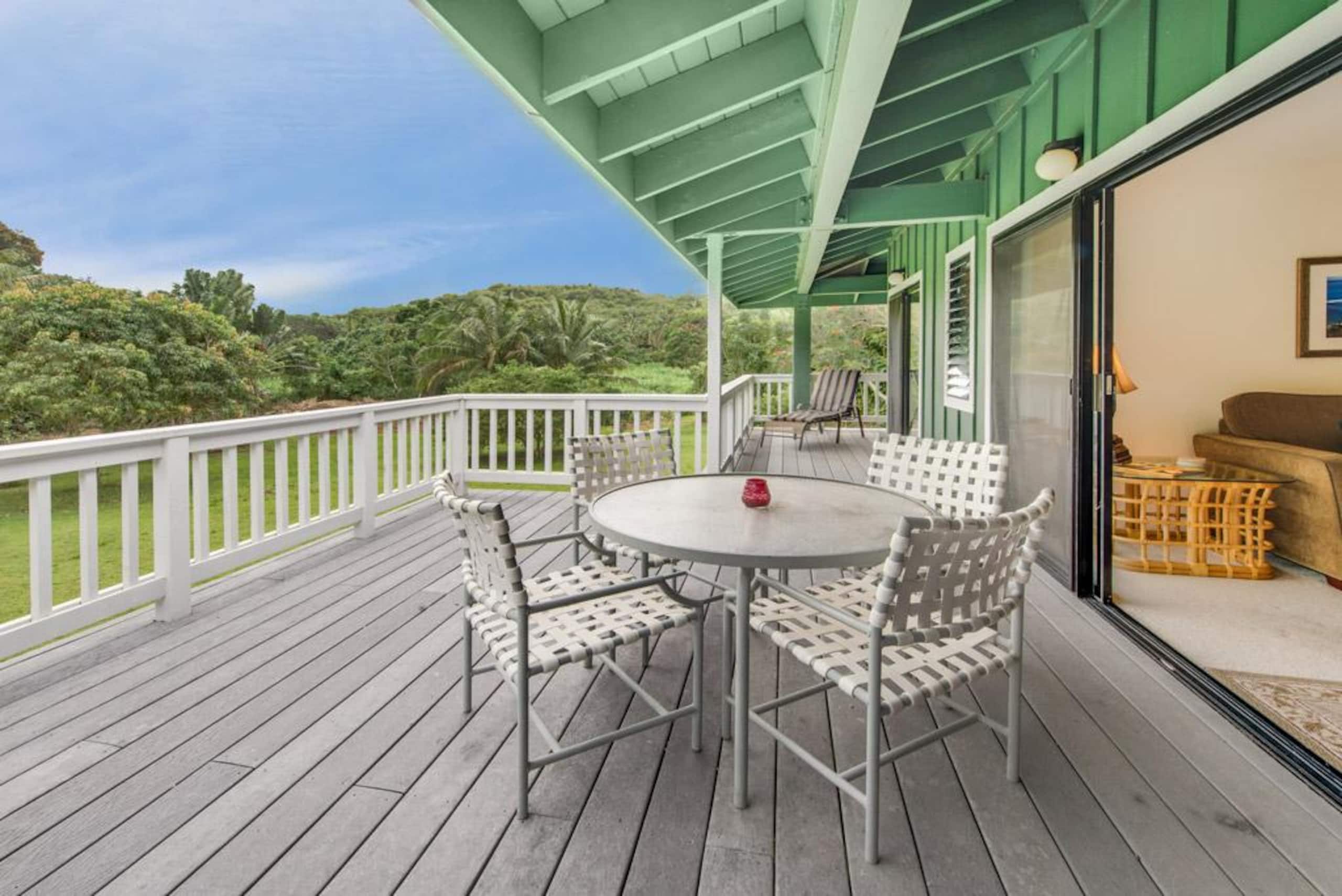 Spacious Private Home Just Steps From Anini Beach - Main photo