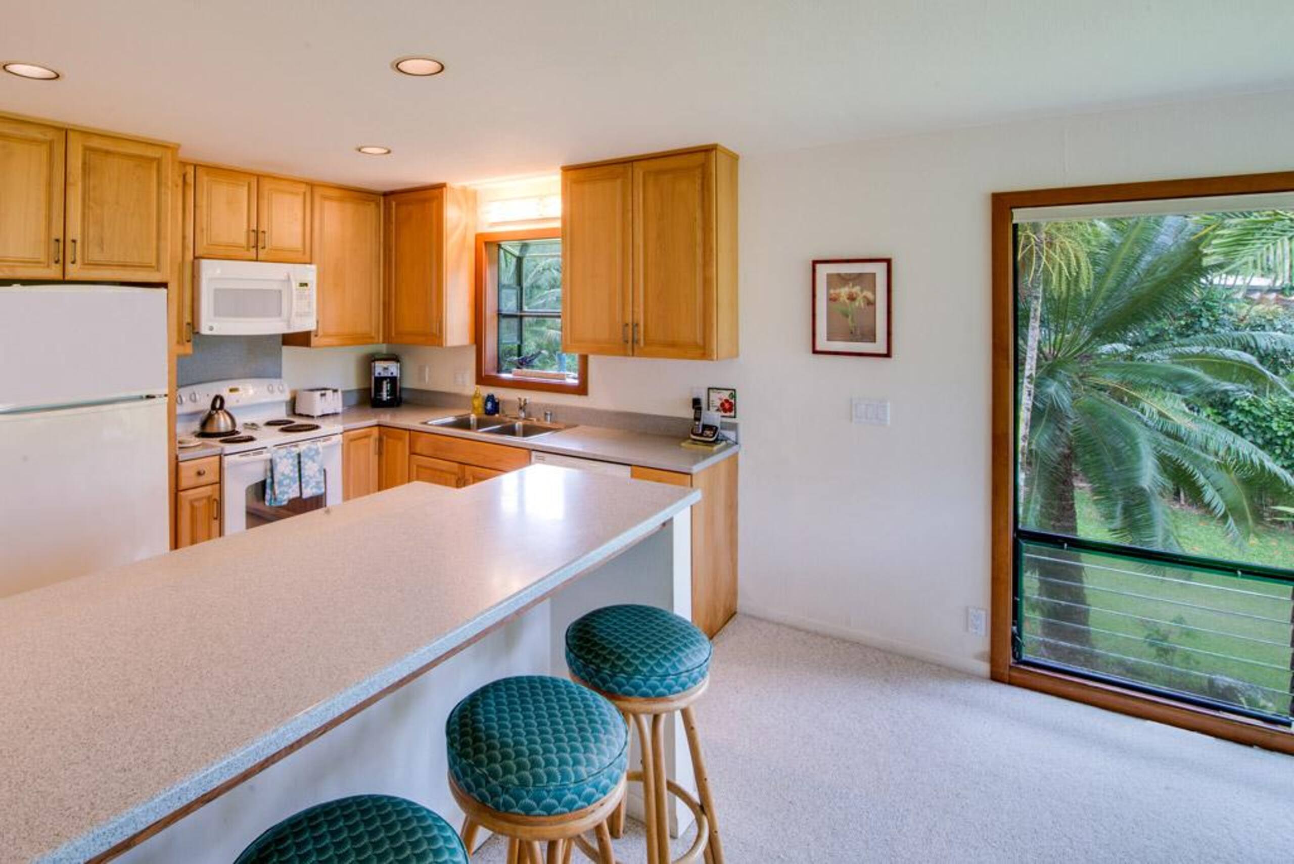 Spacious Private Home Just Steps From Anini Beach - Photo 15