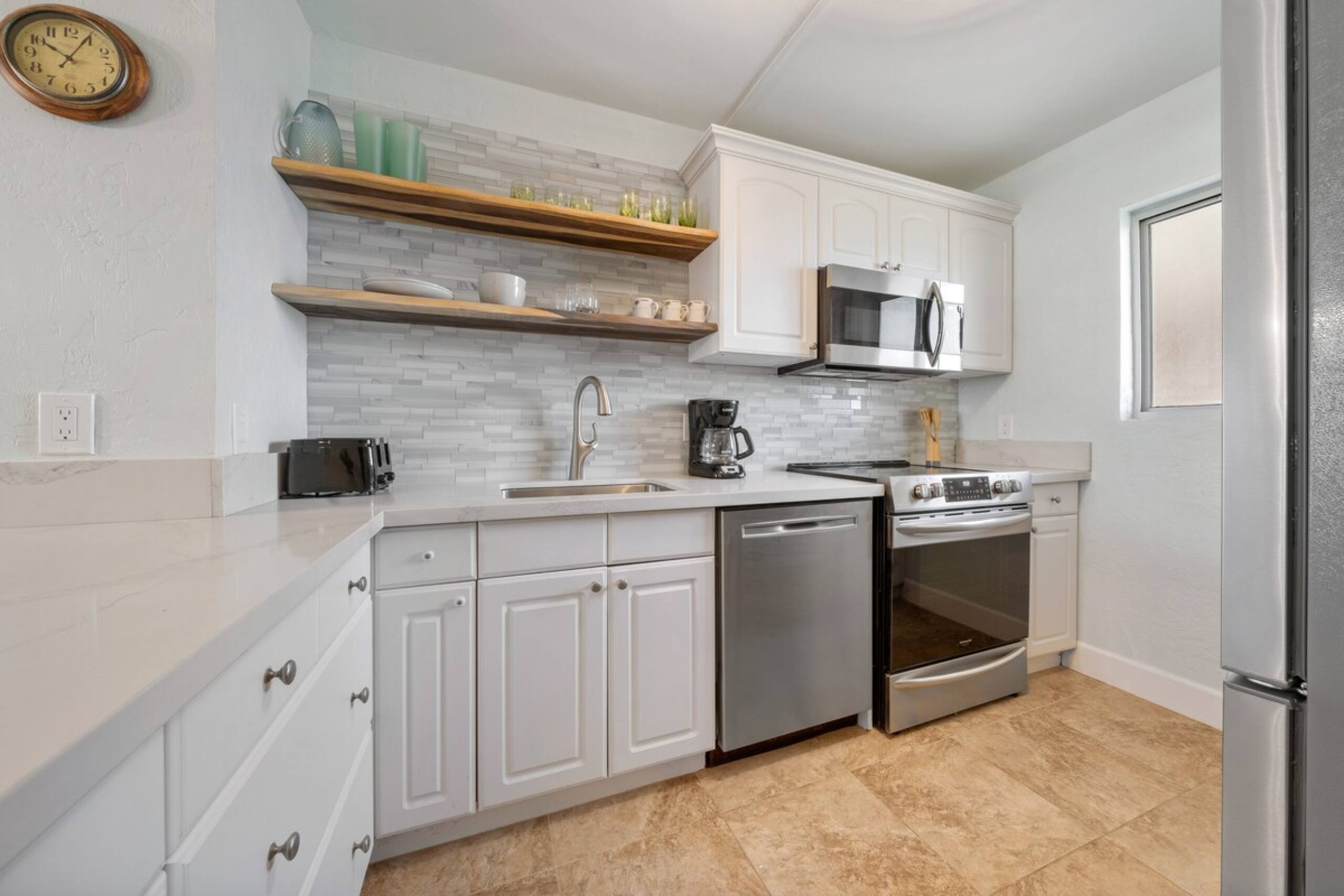 Updated BeachFront 2BD-Menehune Shores 402 - Photo 9