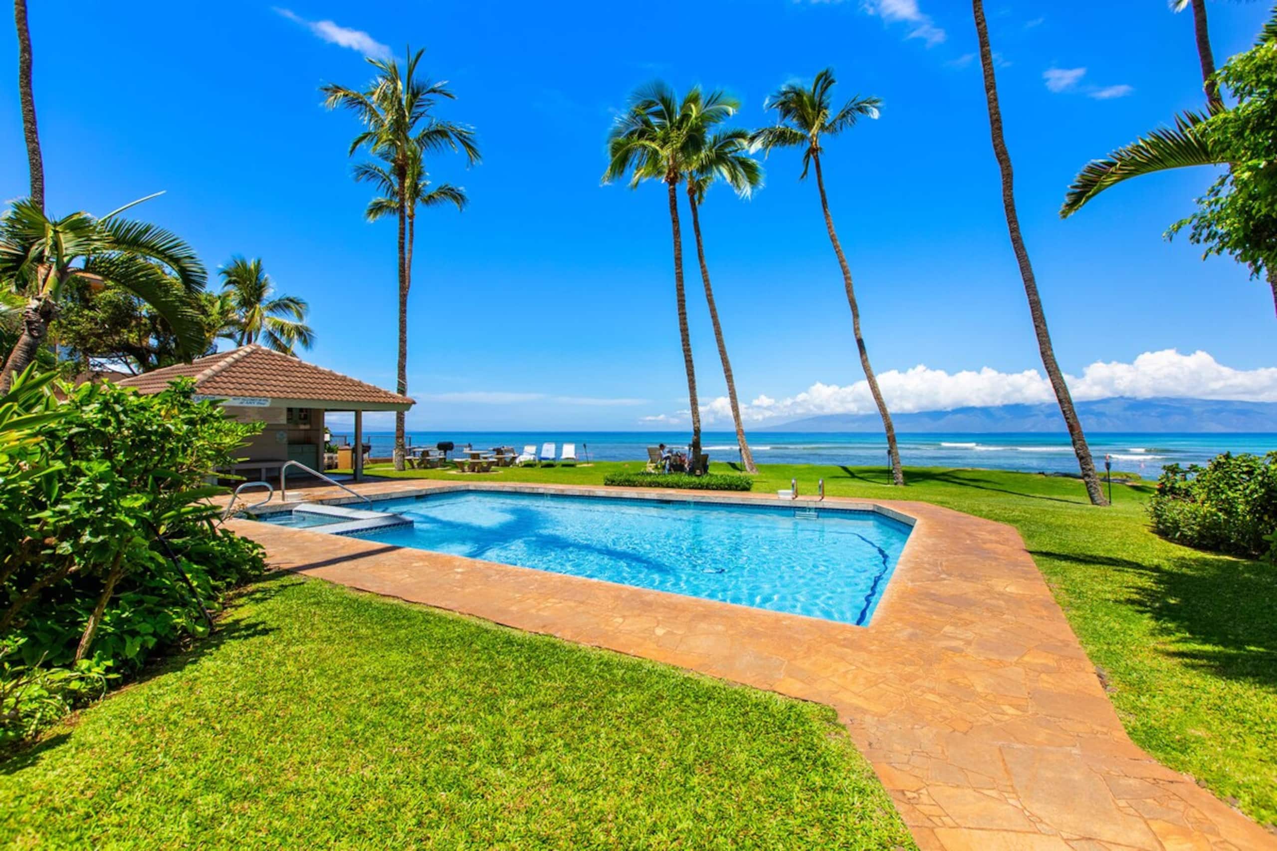 Beachside Bliss Upgraded Ground-Floor Condo - Photo 31