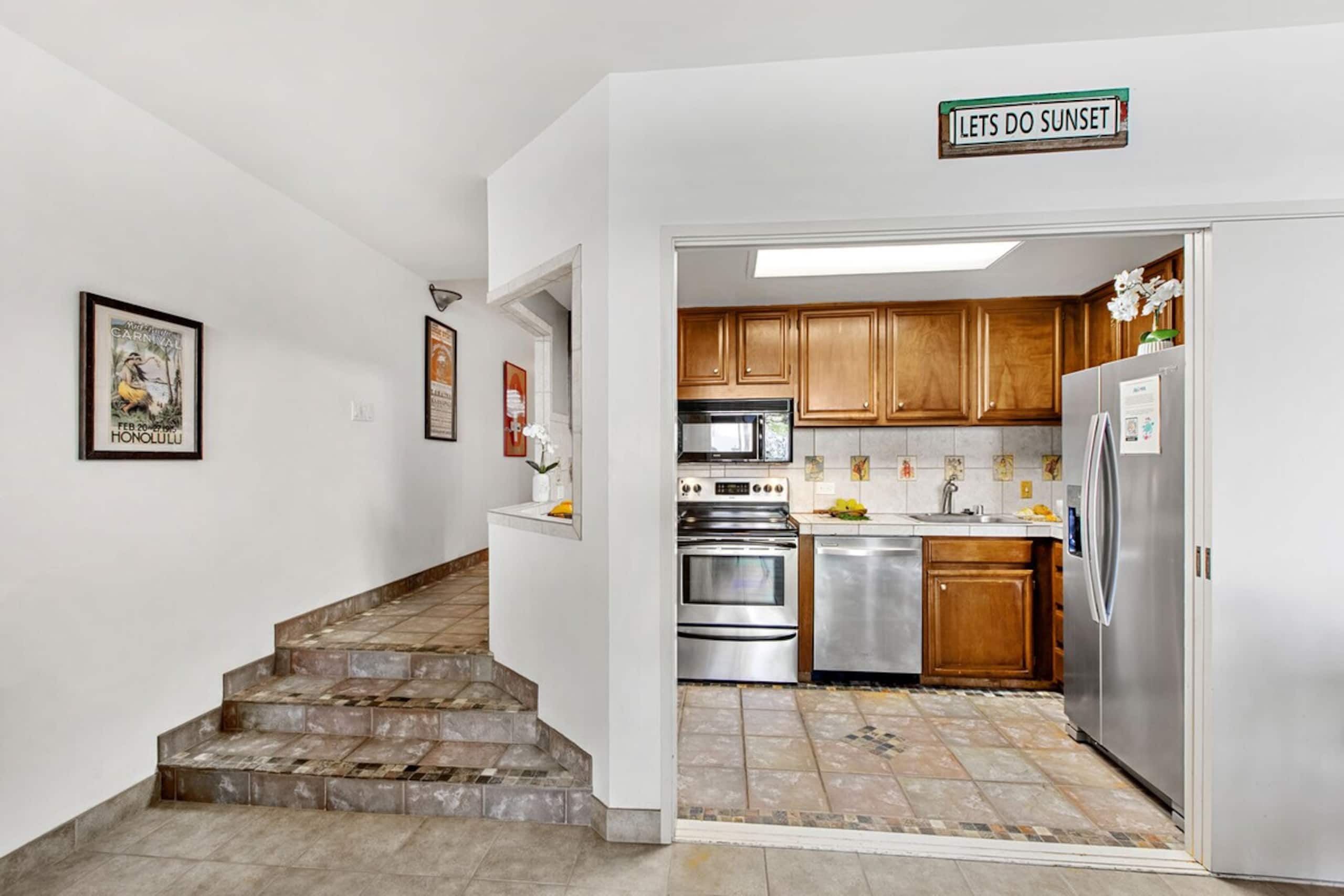 Beachside Bliss Upgraded Ground-Floor Condo - Photo 23