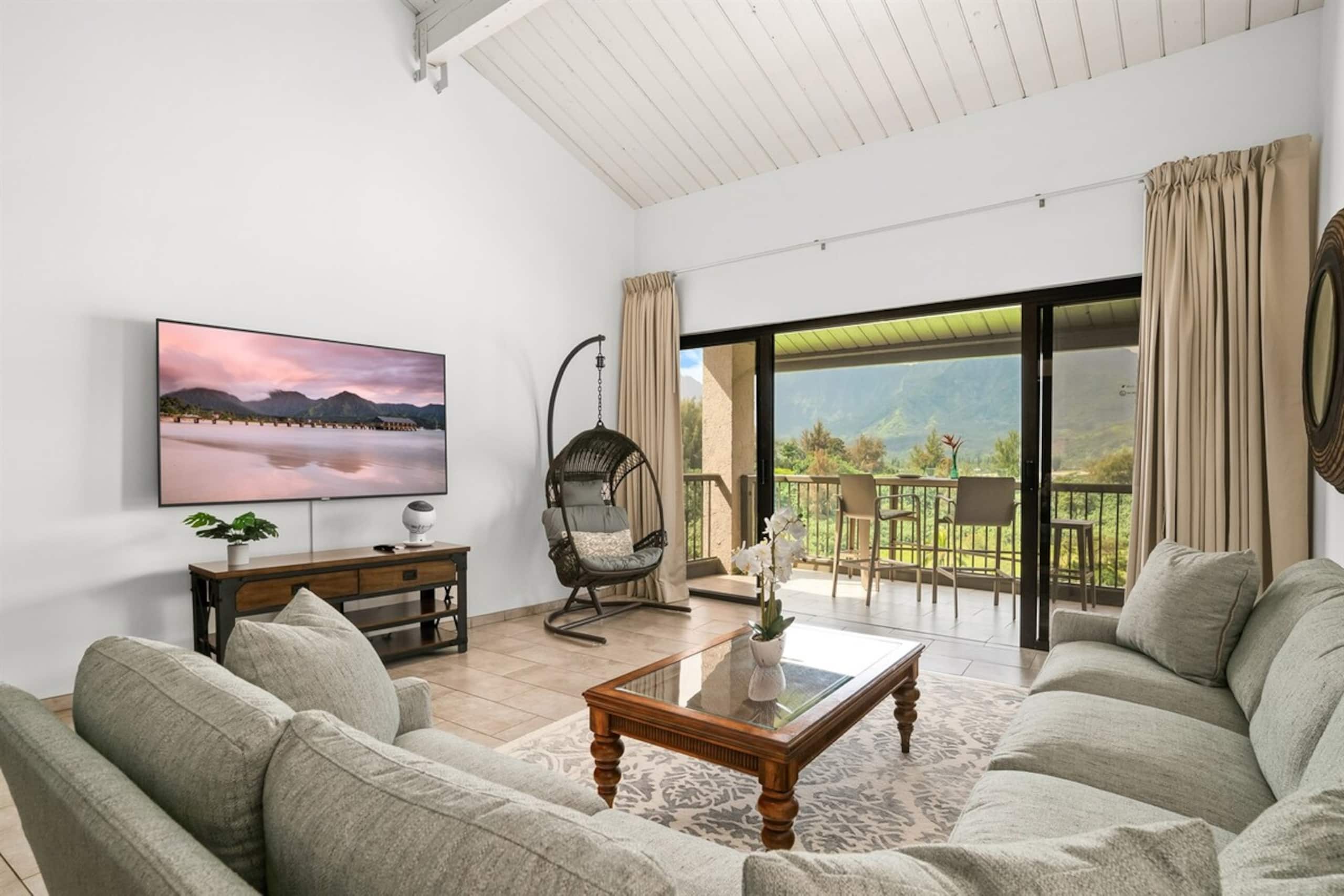Top Floor Ocean View Resort 3BR +Beach +A/C +Pool - Main photo