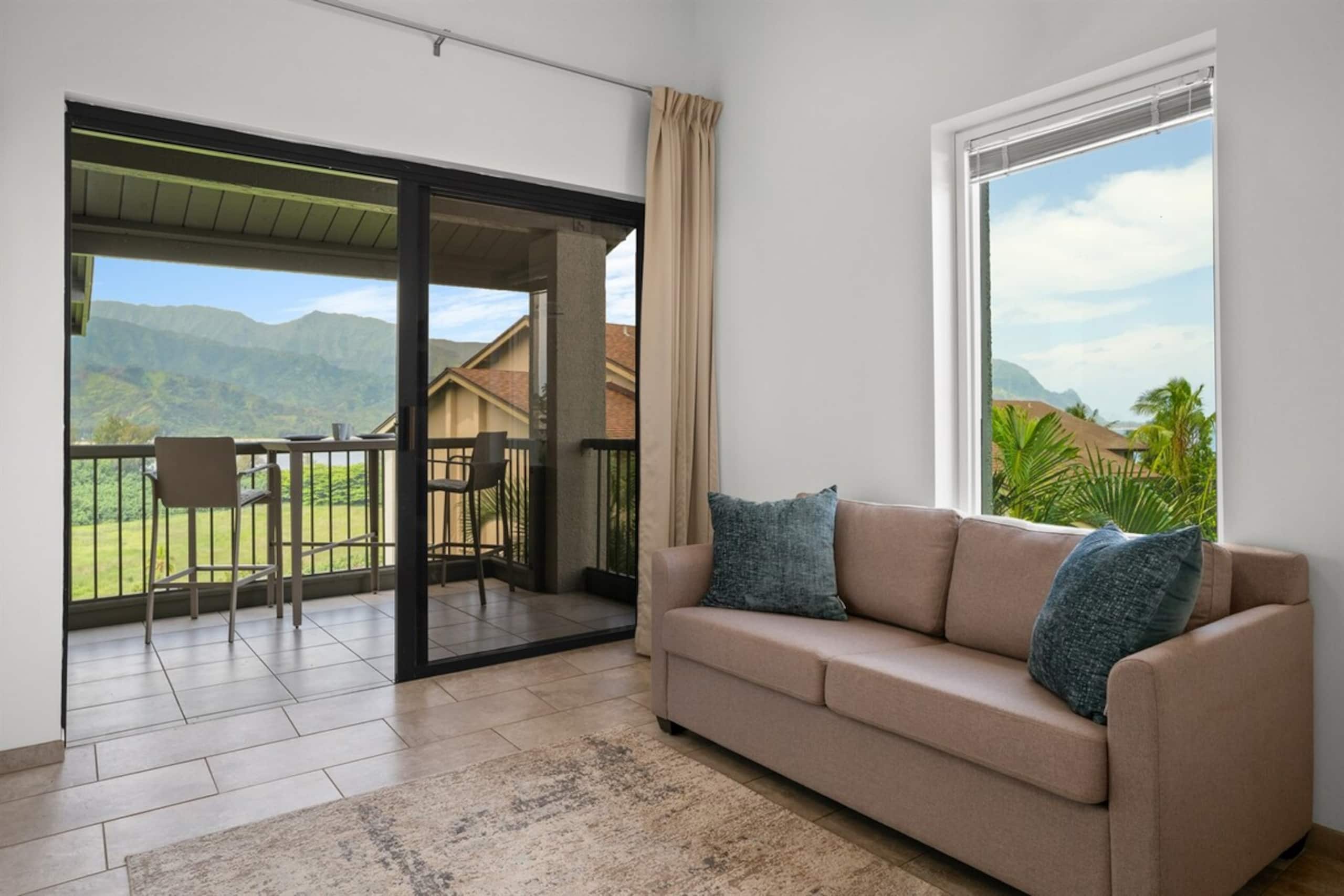 Top Floor Ocean View Resort 3BR +Beach +A/C +Pool - Photo 21