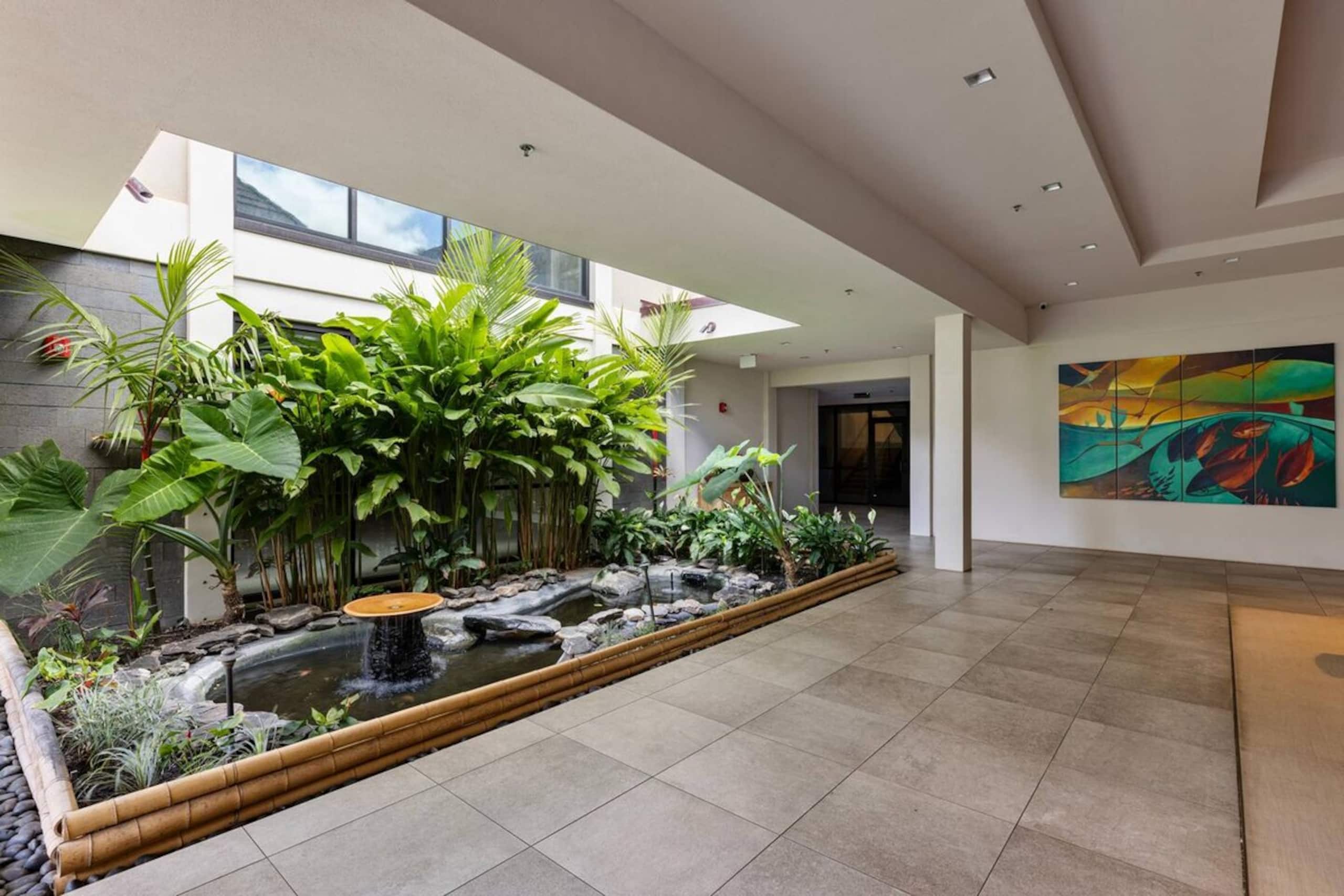 Remodeled Luxe Beachfront Escape Ocean Views & AC - Photo 23
