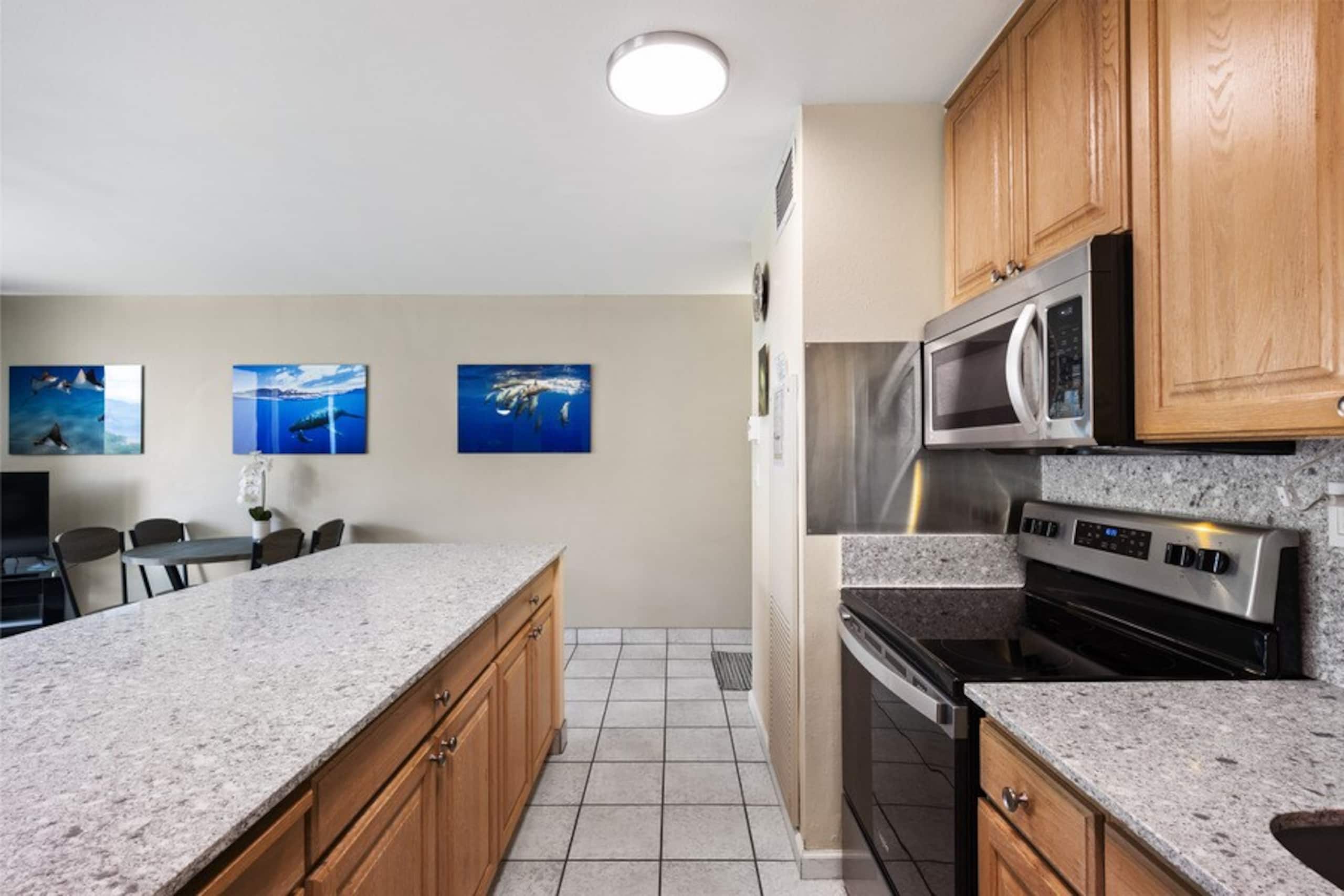 Upgraded Condo with Ocean Views- Sugar Beach 409 - Photo 9