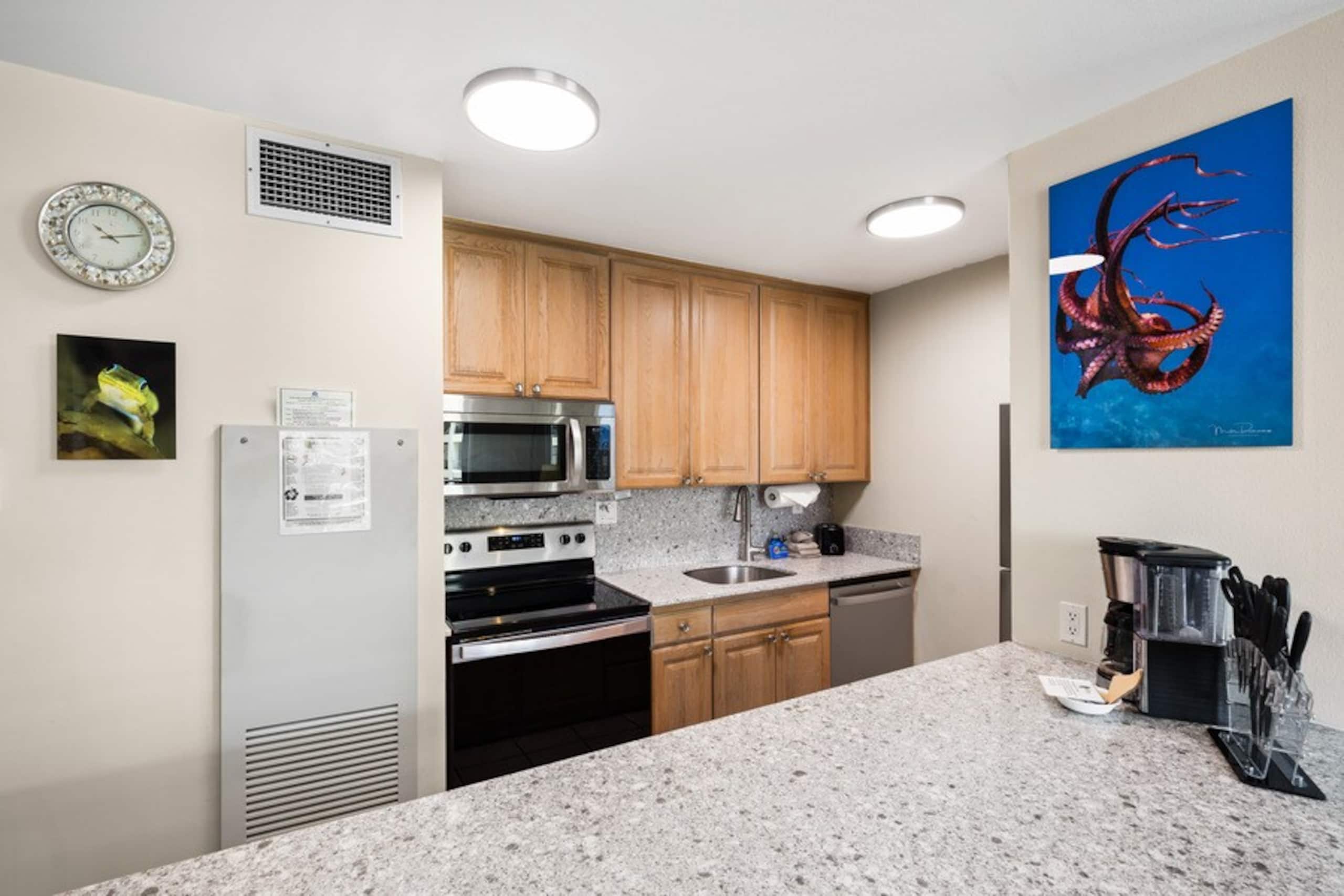 Upgraded Condo with Ocean Views- Sugar Beach 409 - Photo 8