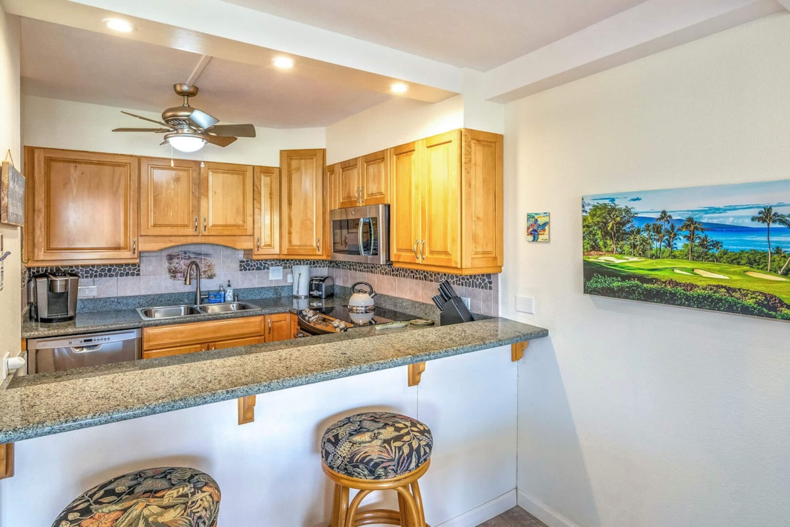 Kamaole Sands 6-202, Stunning Renovation, Split AC - Photo 10