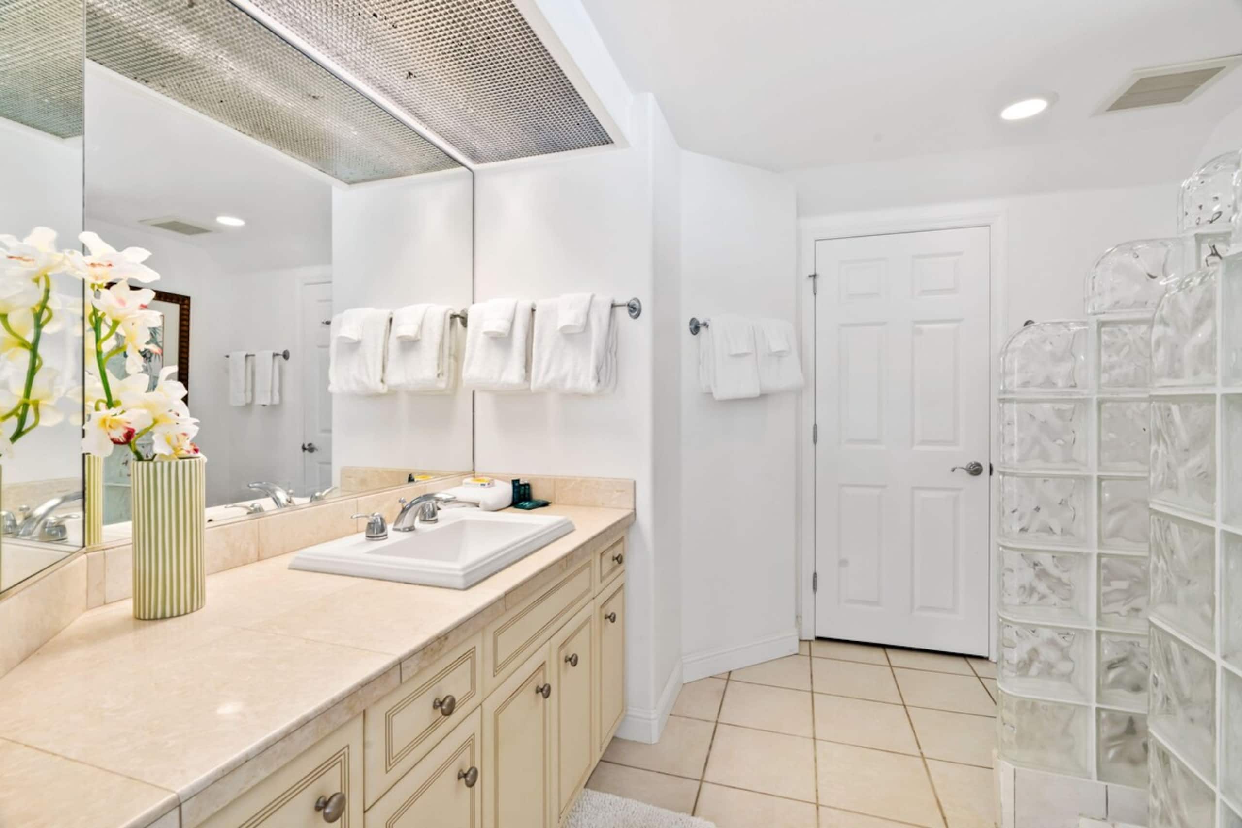 Spacious Tropical Living at Villas of Kamalii 58 - Photo 23