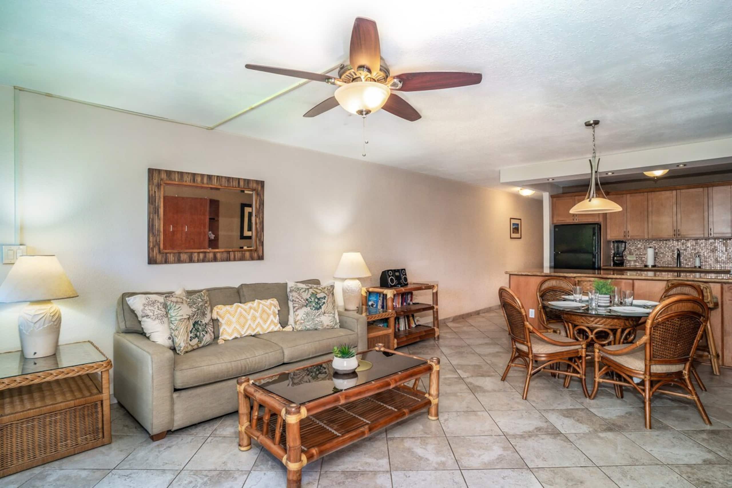 Beachfront 1BR w/ pool and hot tubs in Kihei - Photo 5