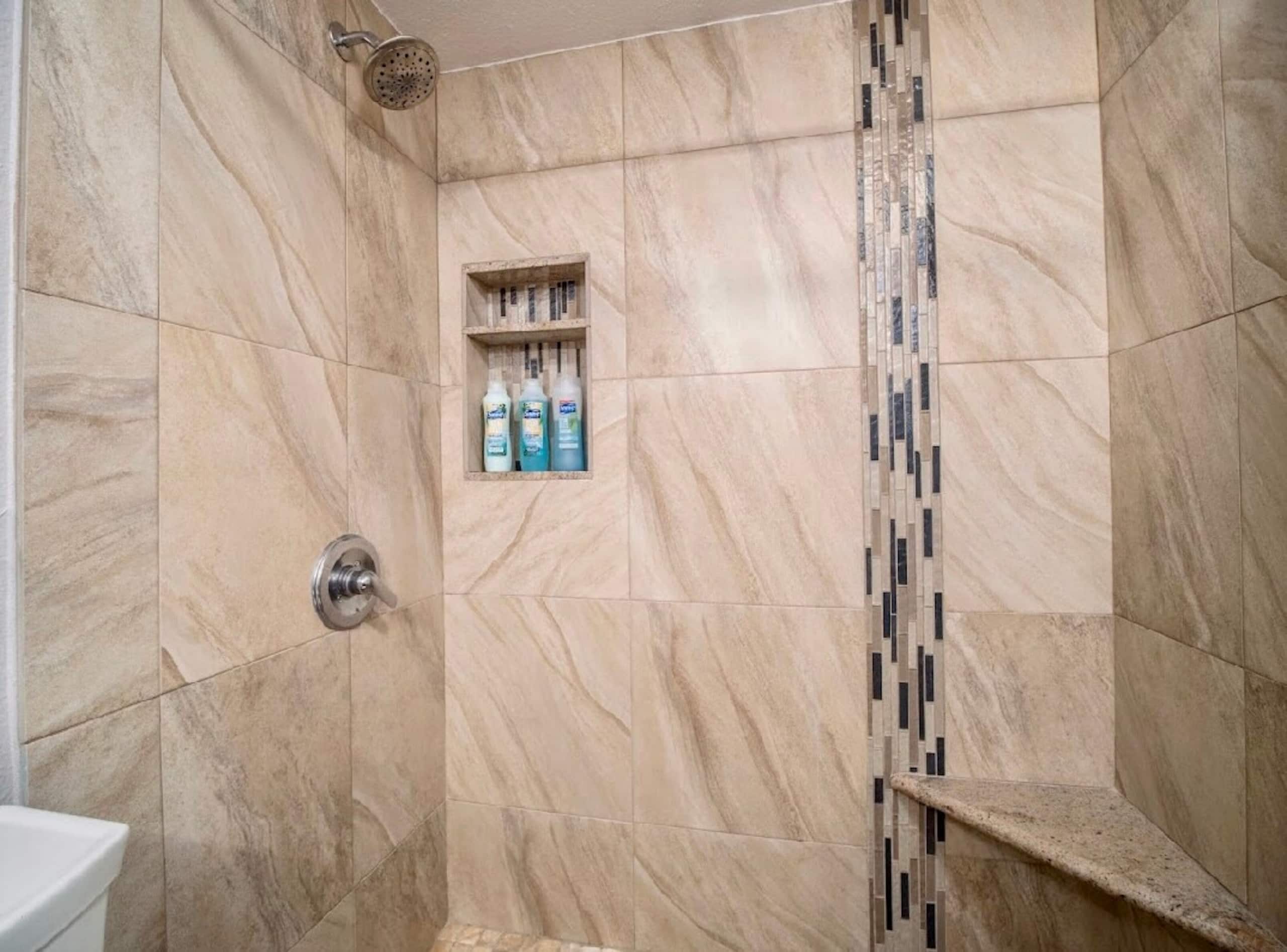 40% off price. Ocean view Steps from the beach. - Photo 17