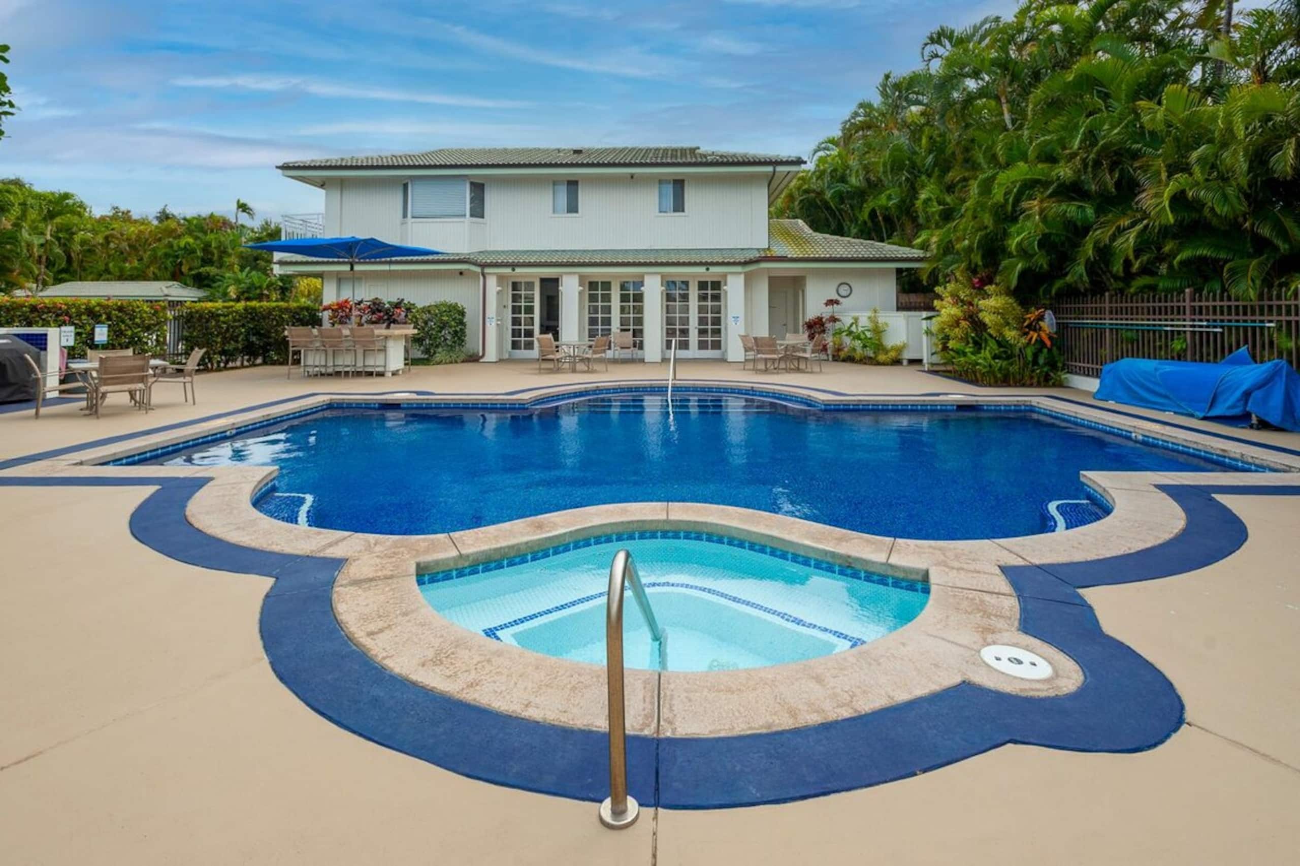 Spacious and air conditioned, right on golf course - Photo 22