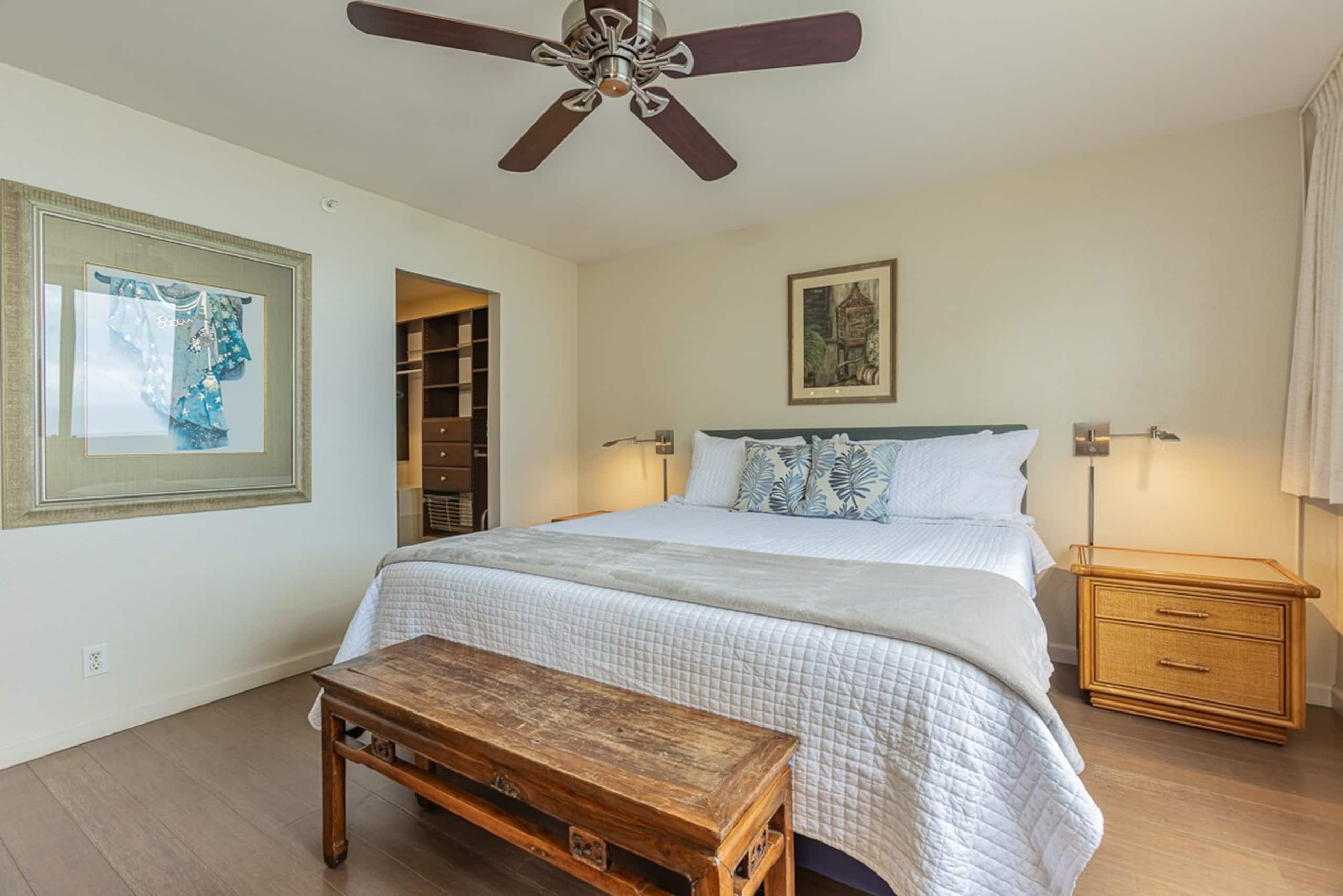 Oceanfront condo w/ lanai and pool access - Photo 2
