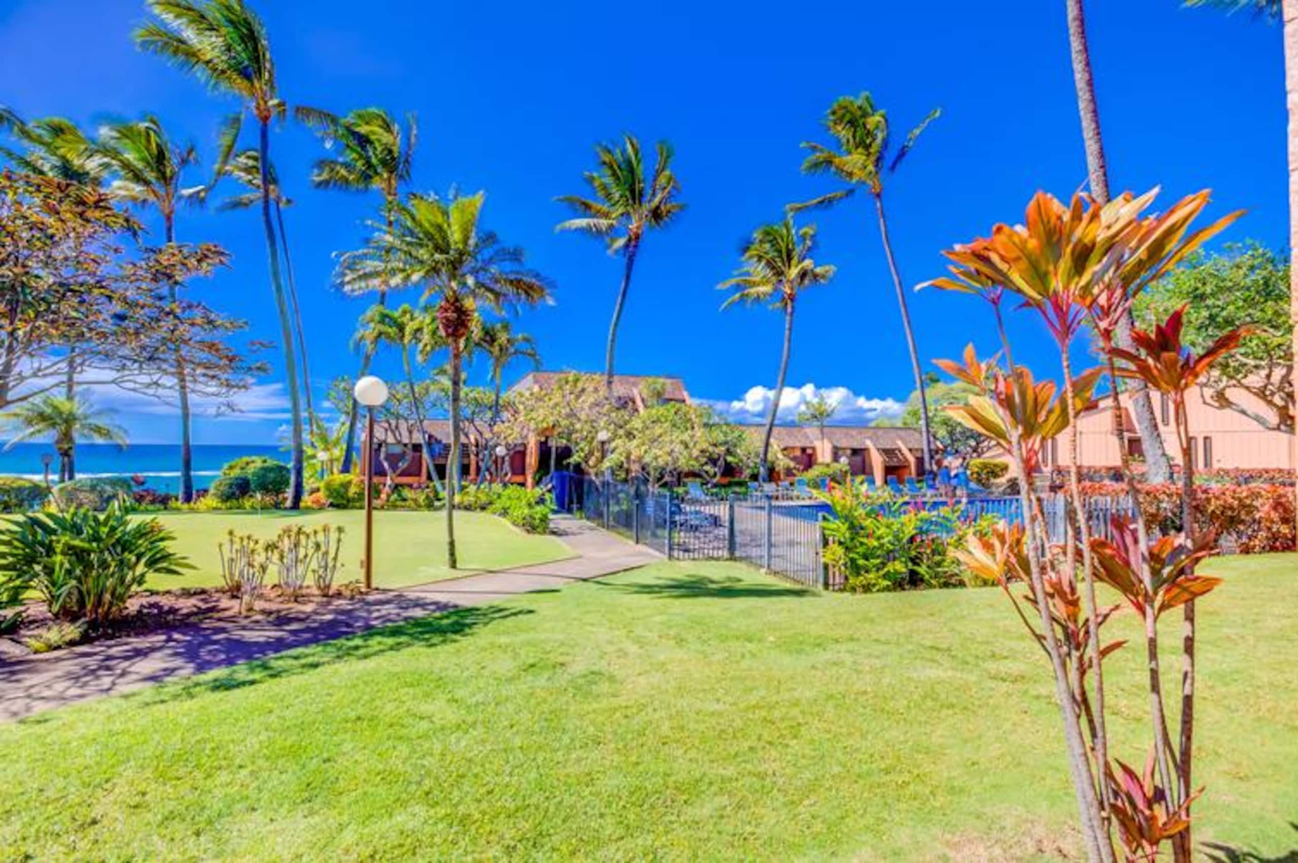 Oceanfront Kuleana 413 Great West Maui Condo - Photo 29