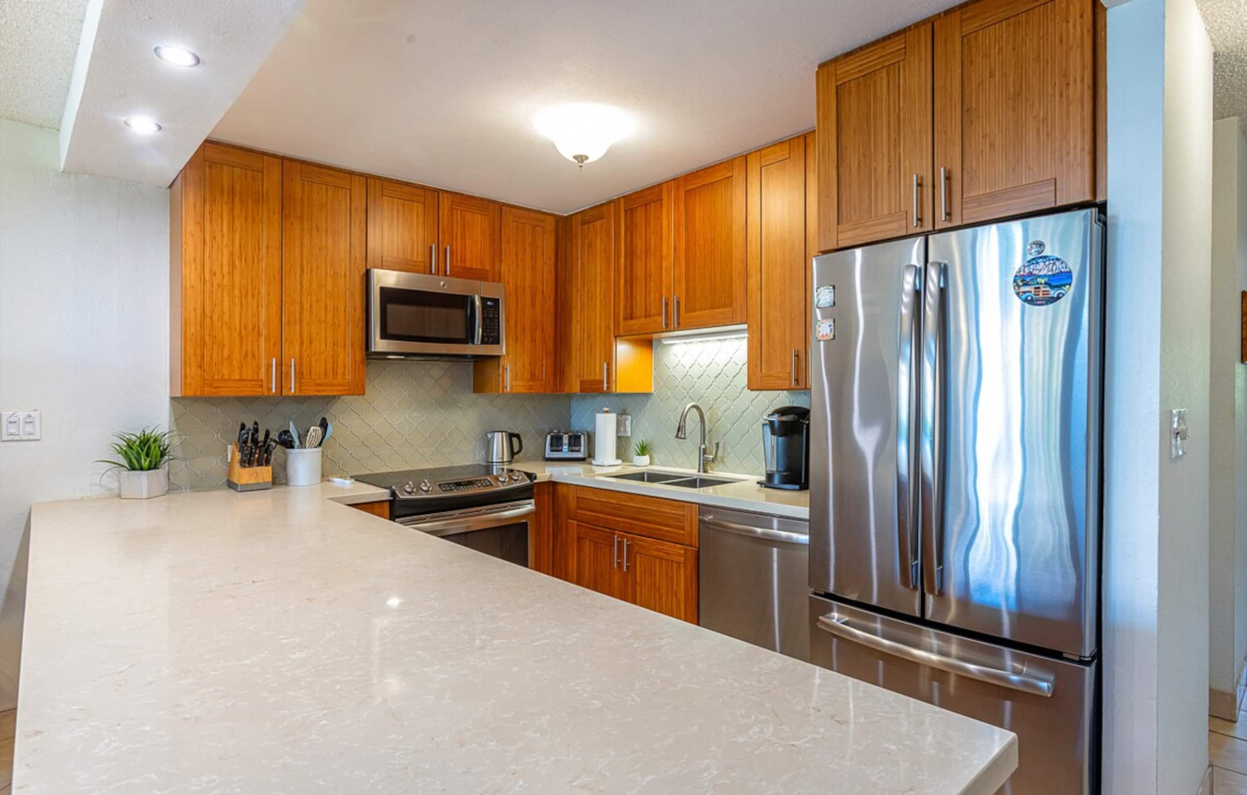 Beachfront condo across from Kam 3 Beach - Photo 3