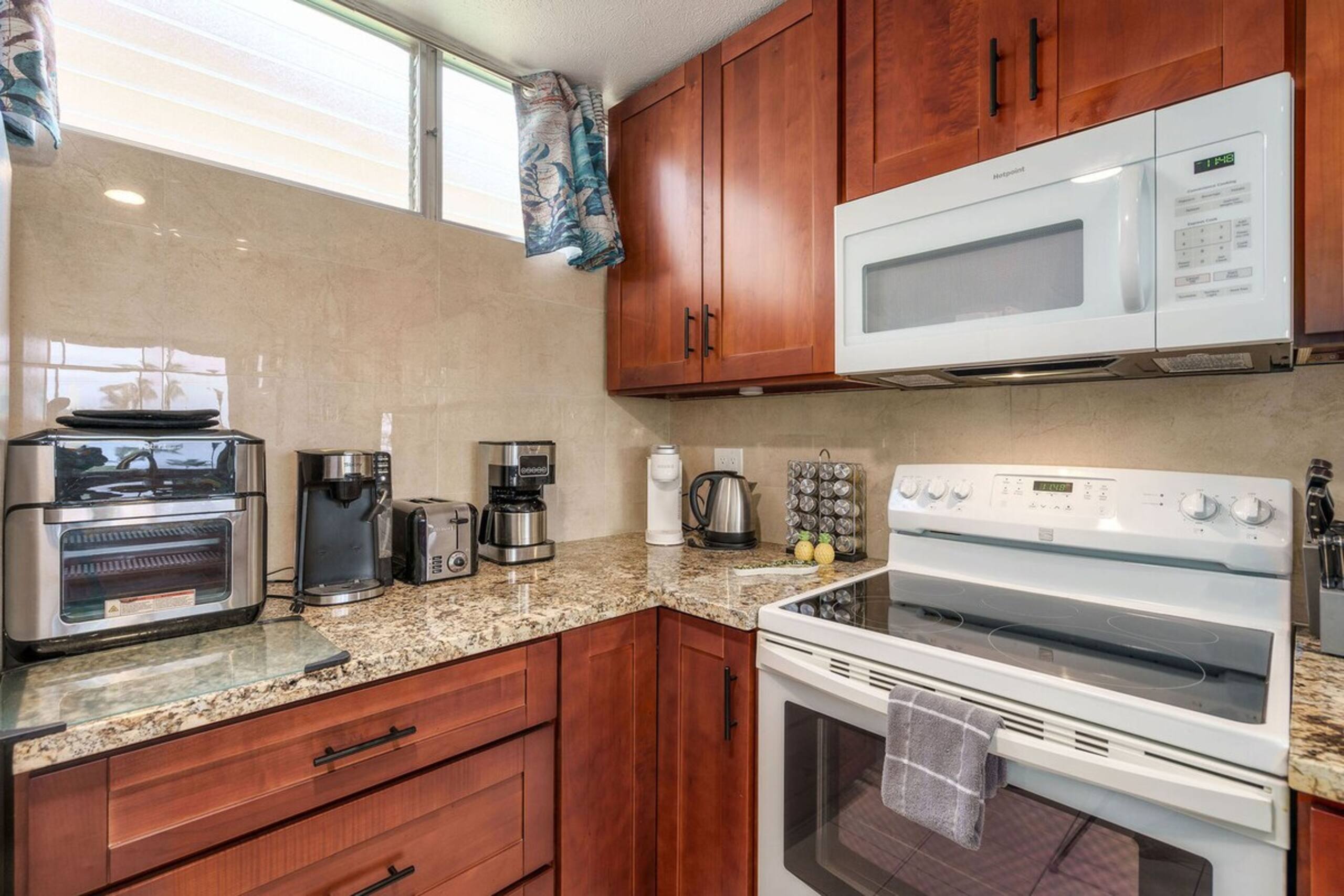 Haleakala Shores A-302 - Stunning Ocean View Condo - Photo 22