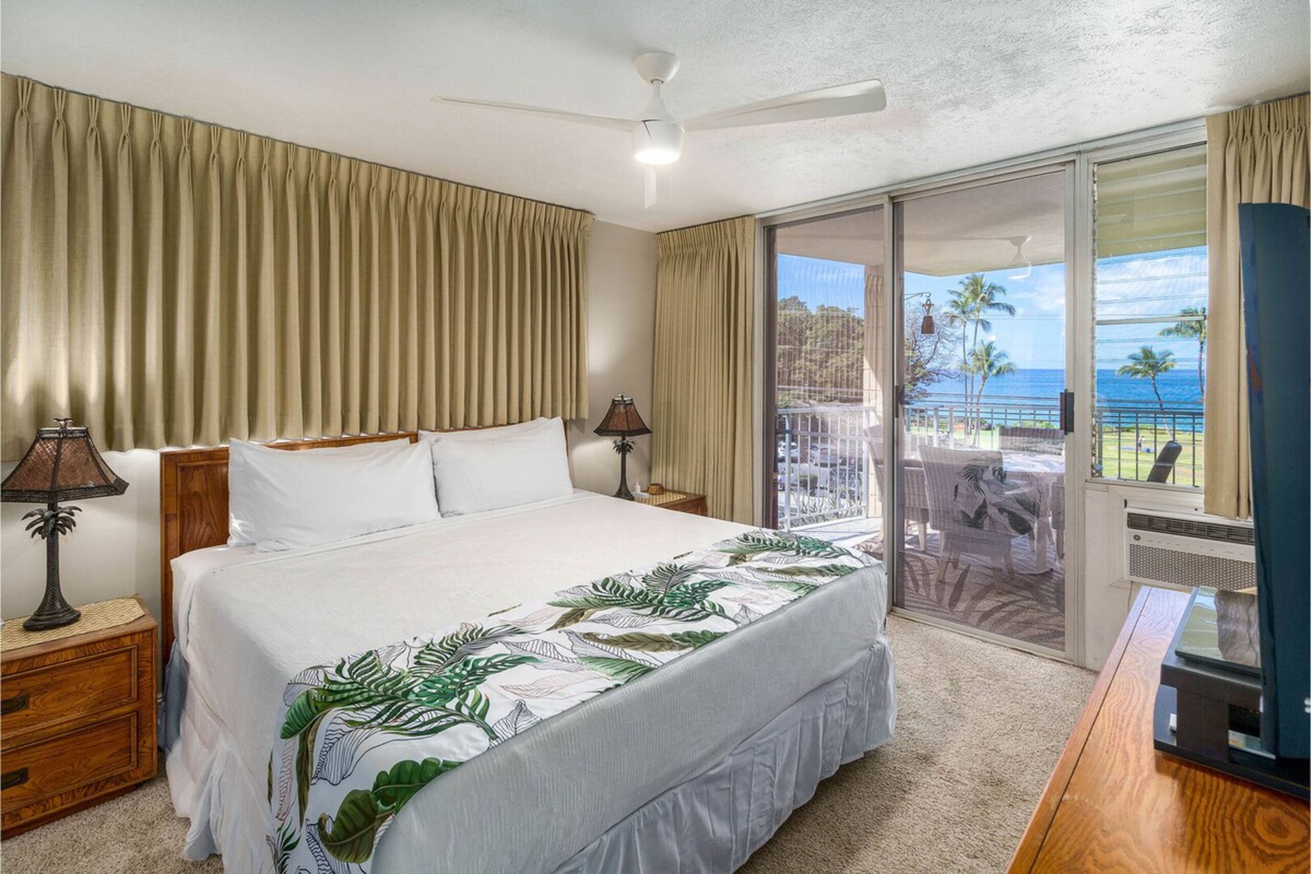 Haleakala Shores A-302 - Stunning Ocean View Condo - Photo 3