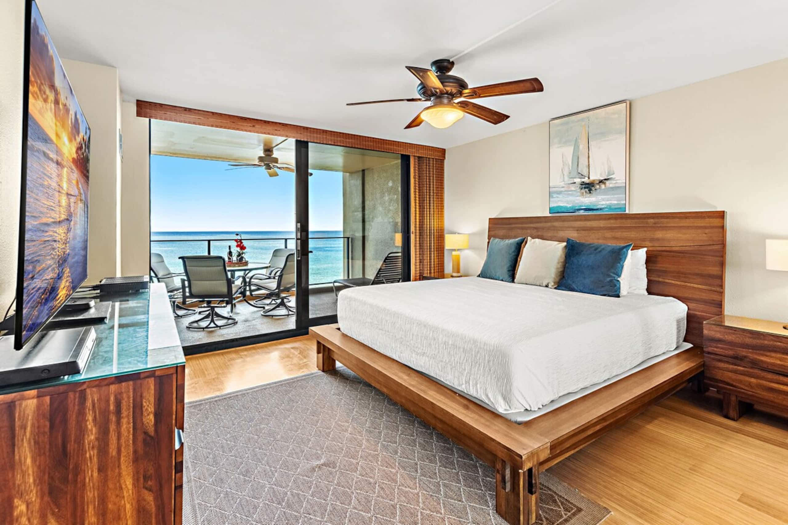 Resort-Style Luxury with Stunning Ocean Views - Photo 20