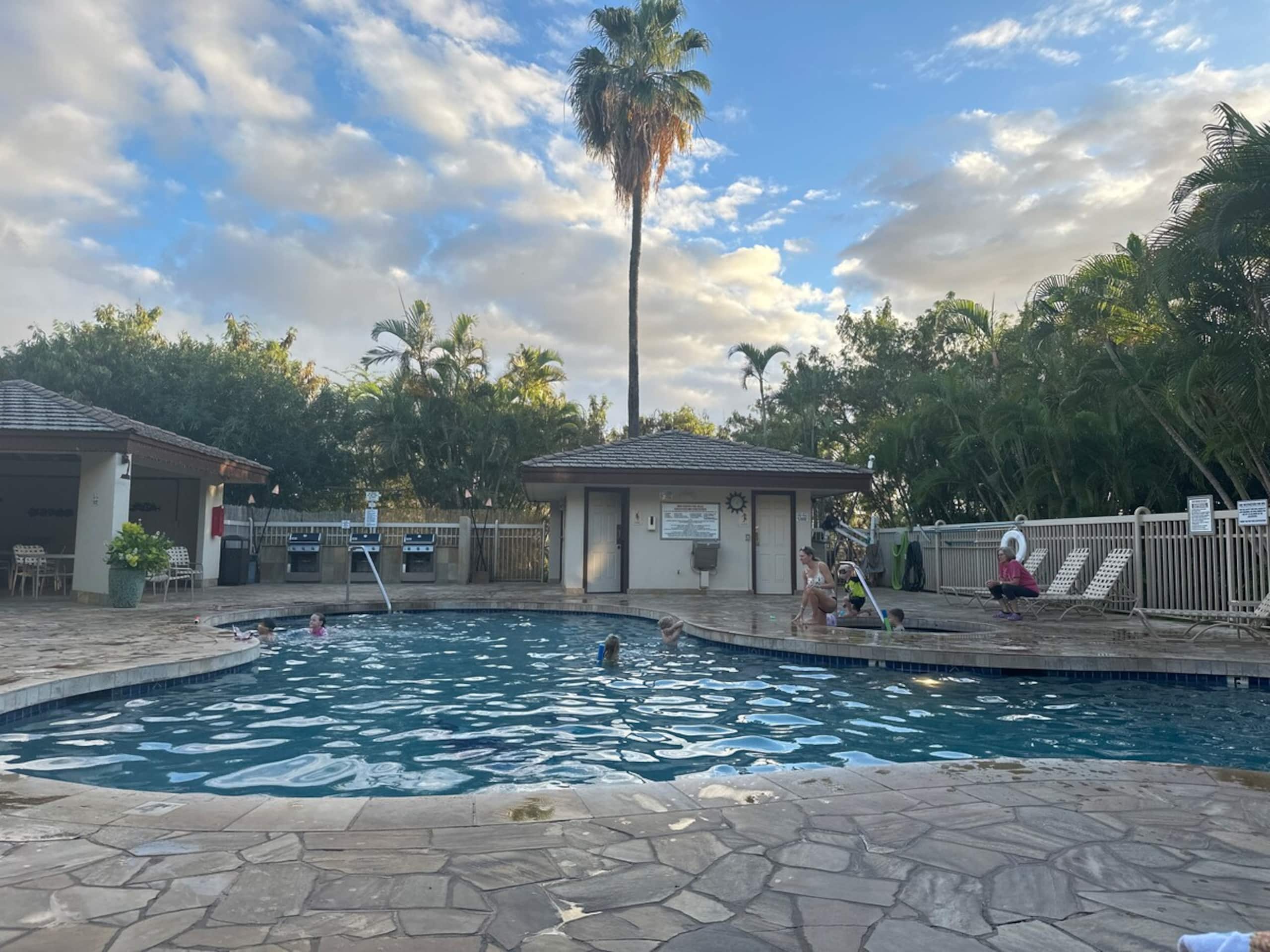 Entire 2bd/2ba condo in Kihei Steps at Kamaole II - Photo 74