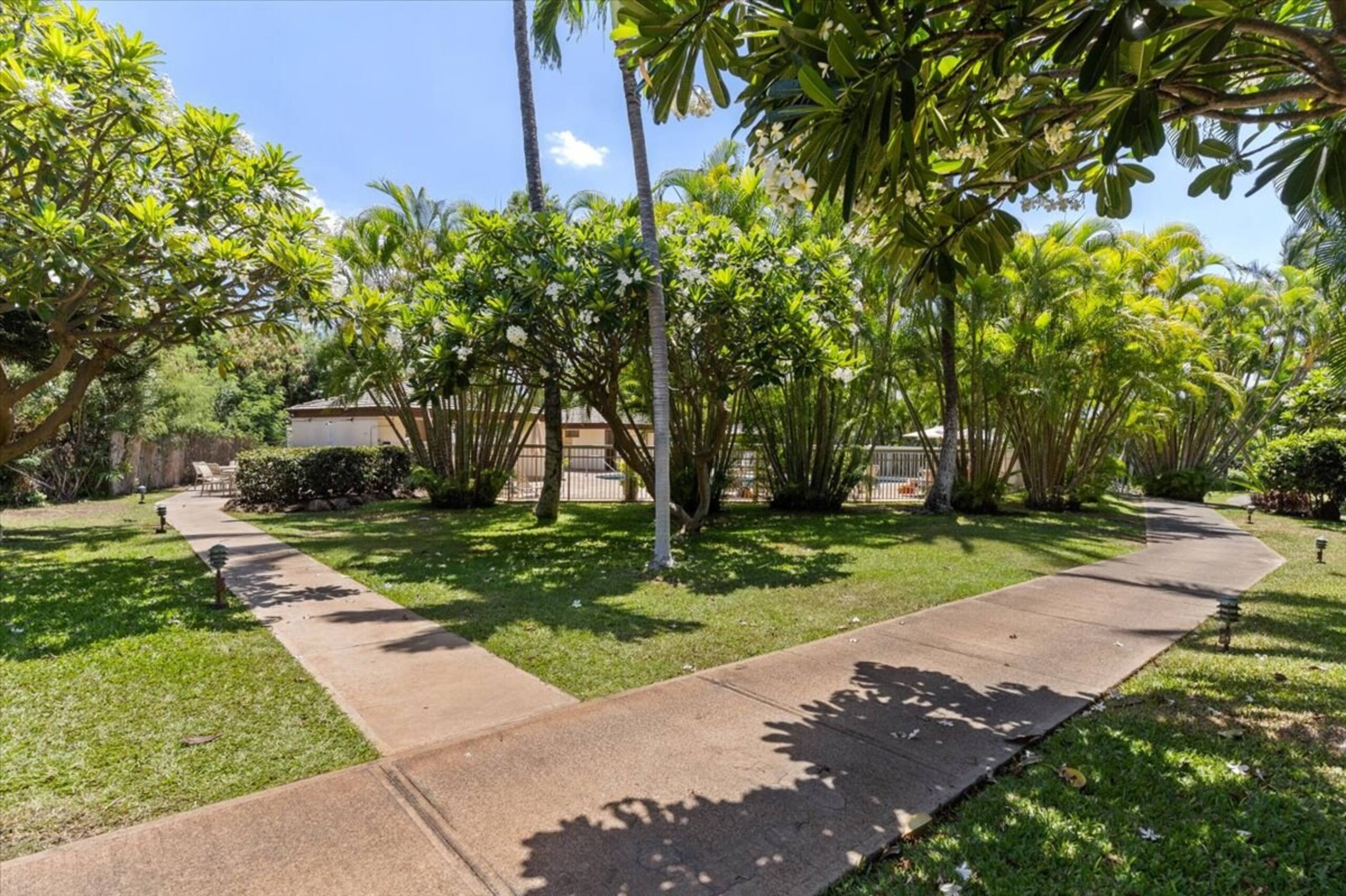 Entire 2bd/2ba condo in Kihei Steps at Kamaole II - Photo 51