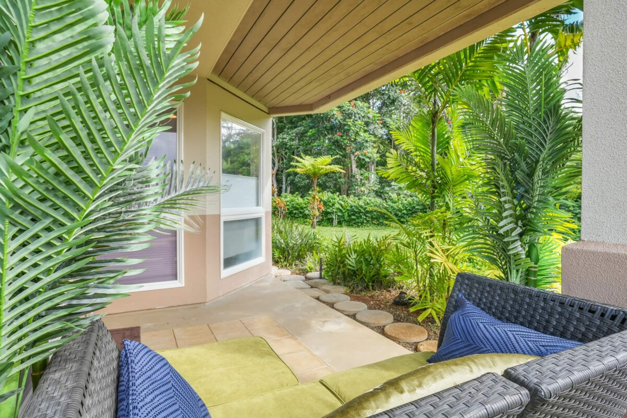 Beautiful Luxury Air Conditioned Apartment, Kauai - Photo 3