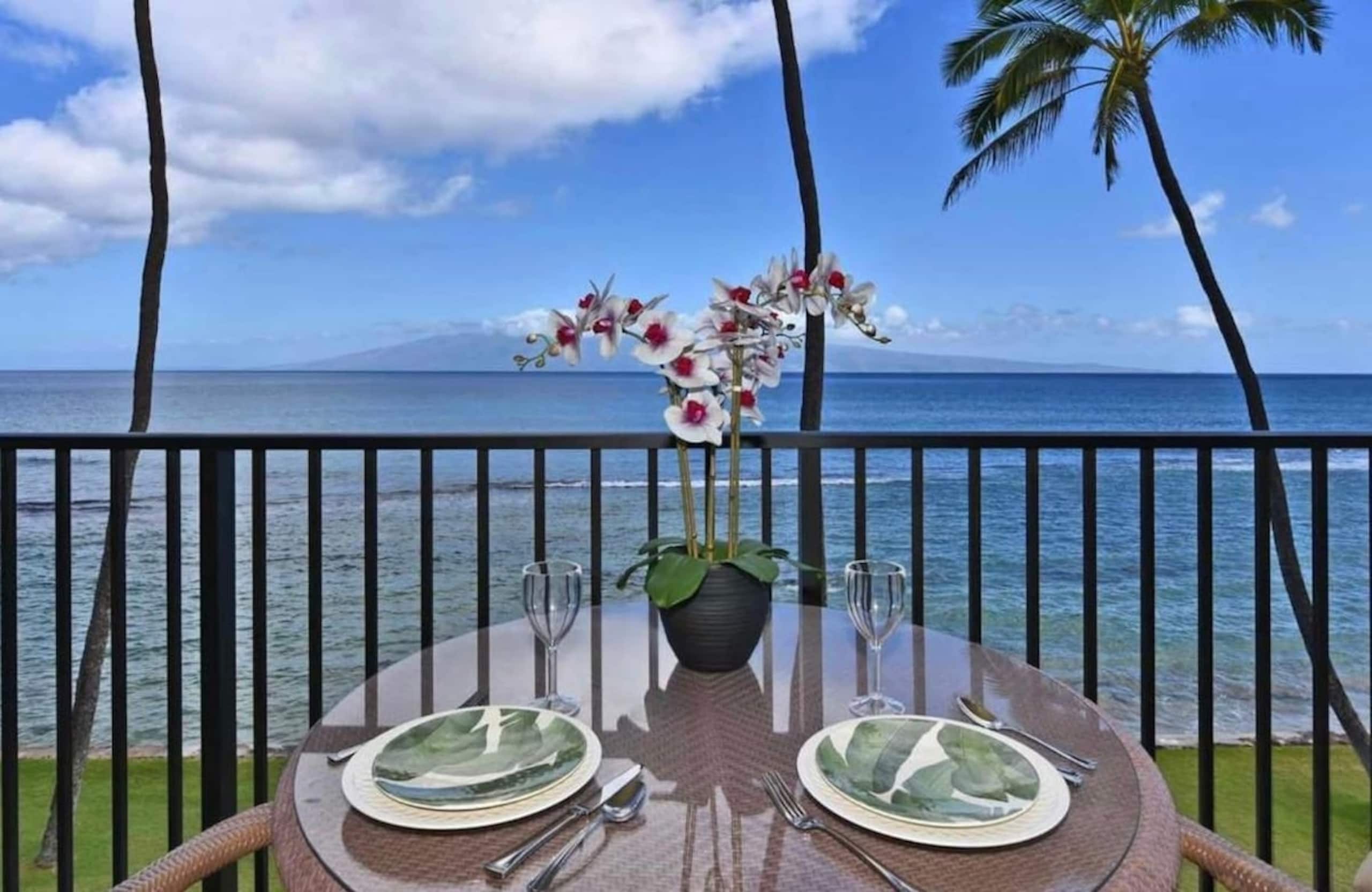 180-Degree Oceanfront View, Corner Unit - Photo 12