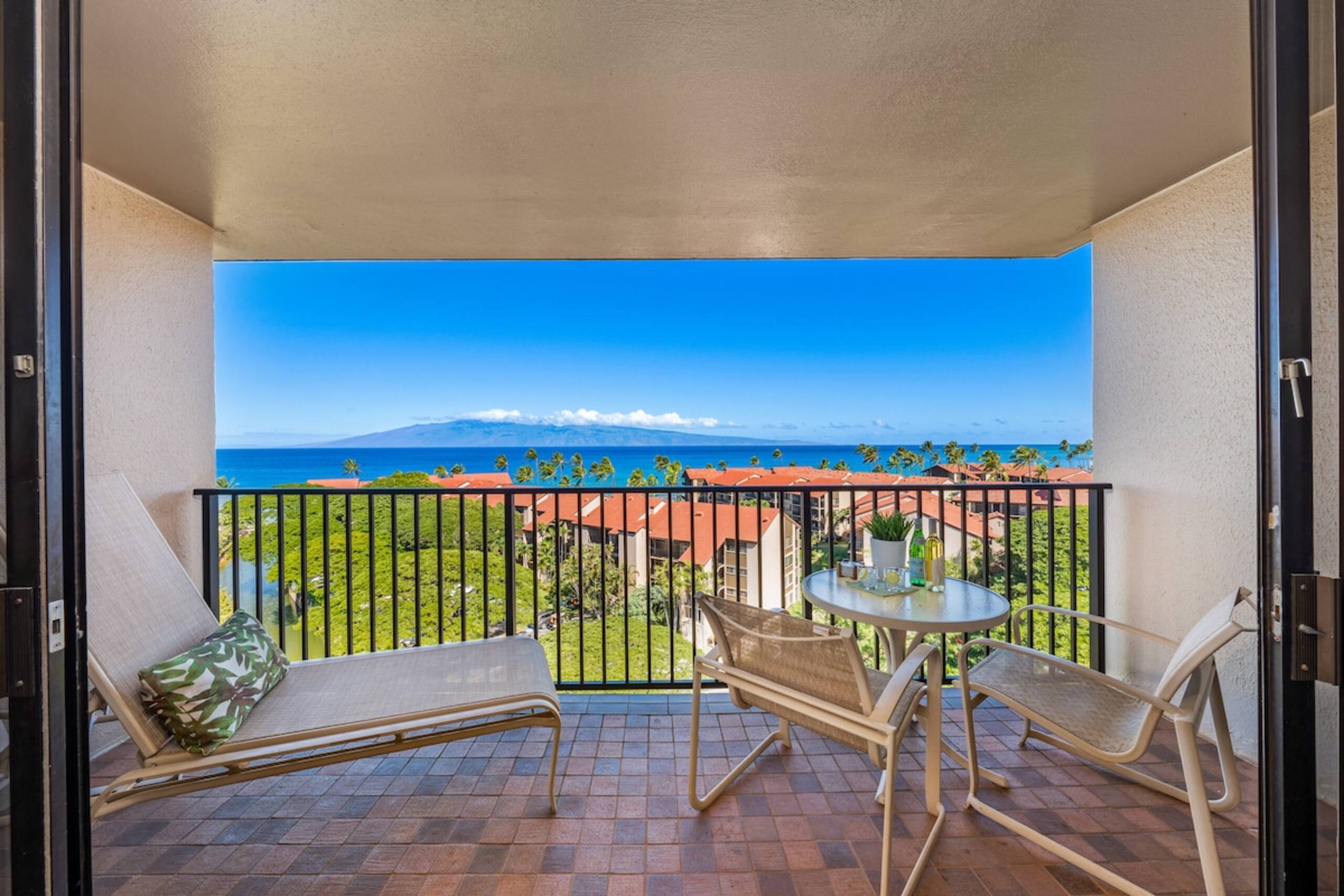Penthouse Condo w/ Ocean Views Pools - KS 940 - Photo 5