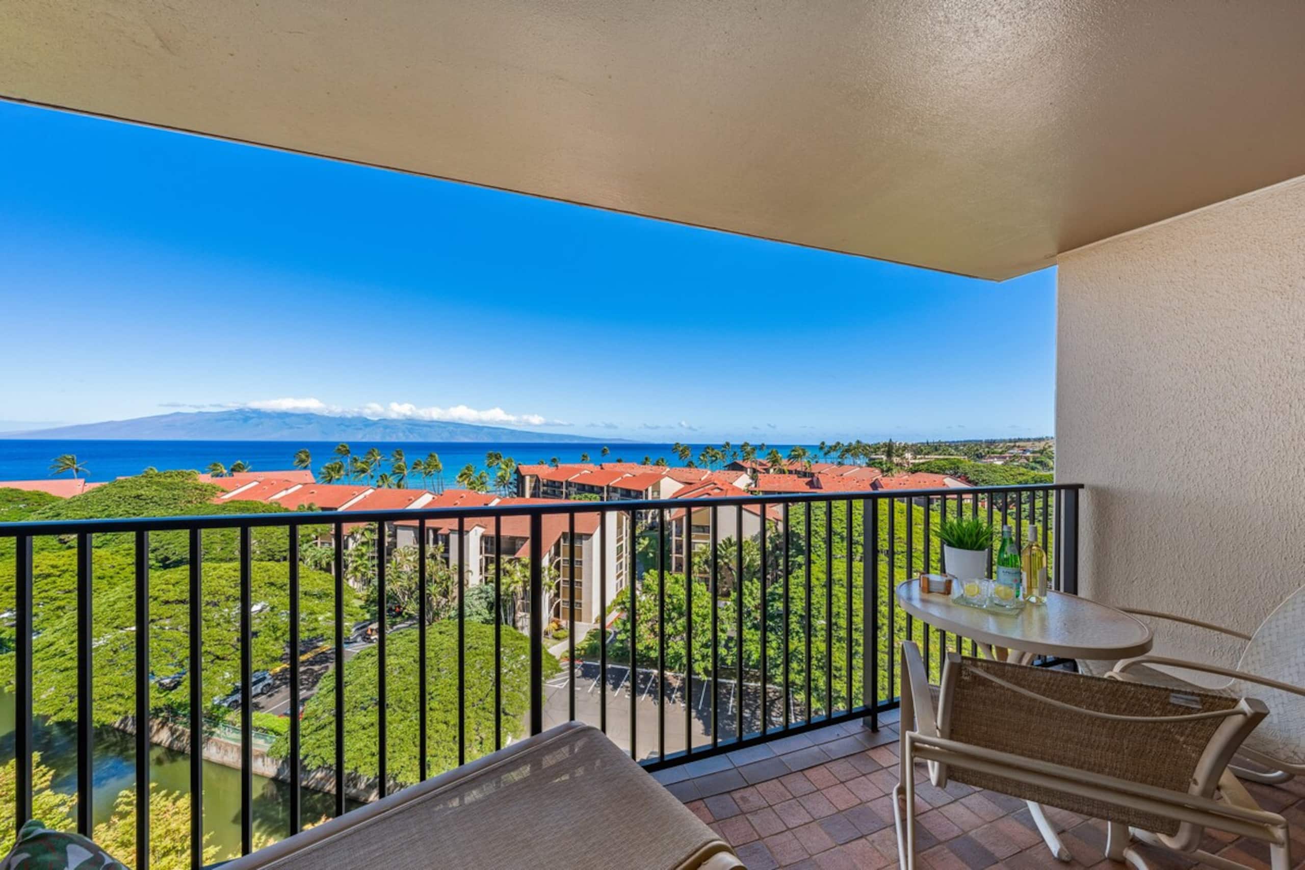 Penthouse Condo w/ Ocean Views Pools - KS 940 - Photo 13