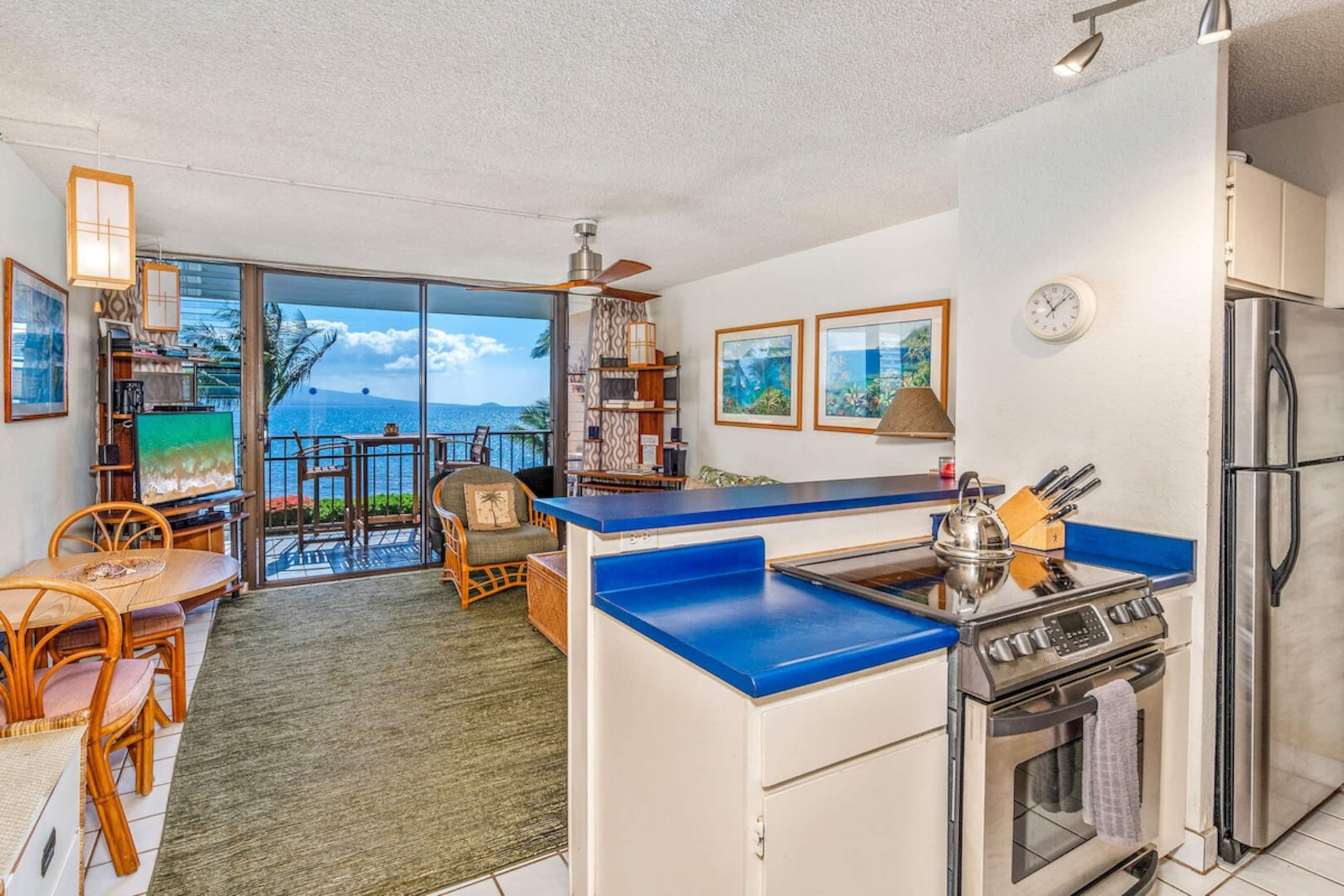 Ocean Front & Budget Friendly Maalaea Banyans 204 - Photo 7