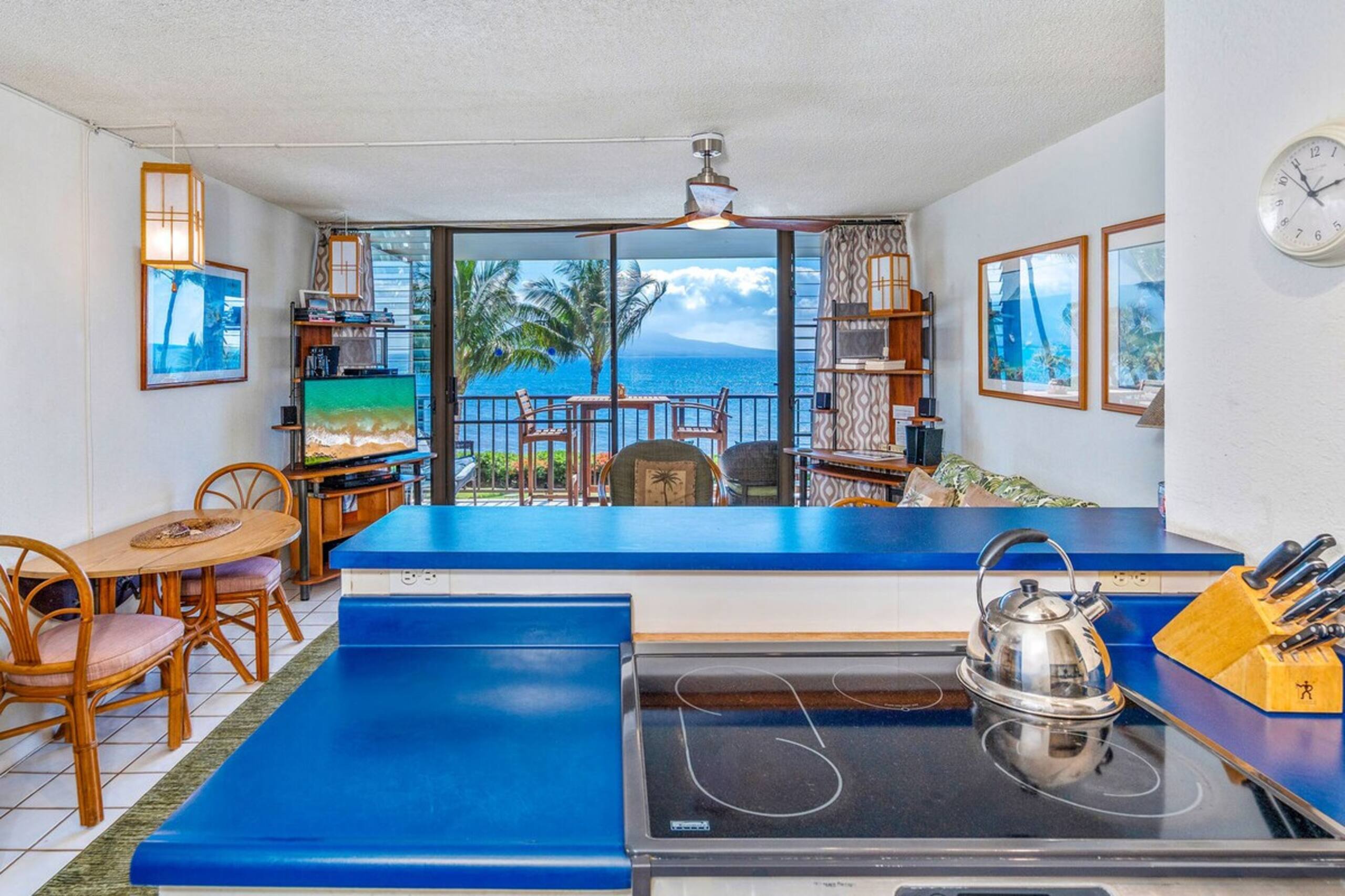 Ocean Front & Budget Friendly Maalaea Banyans 204 - Photo 35