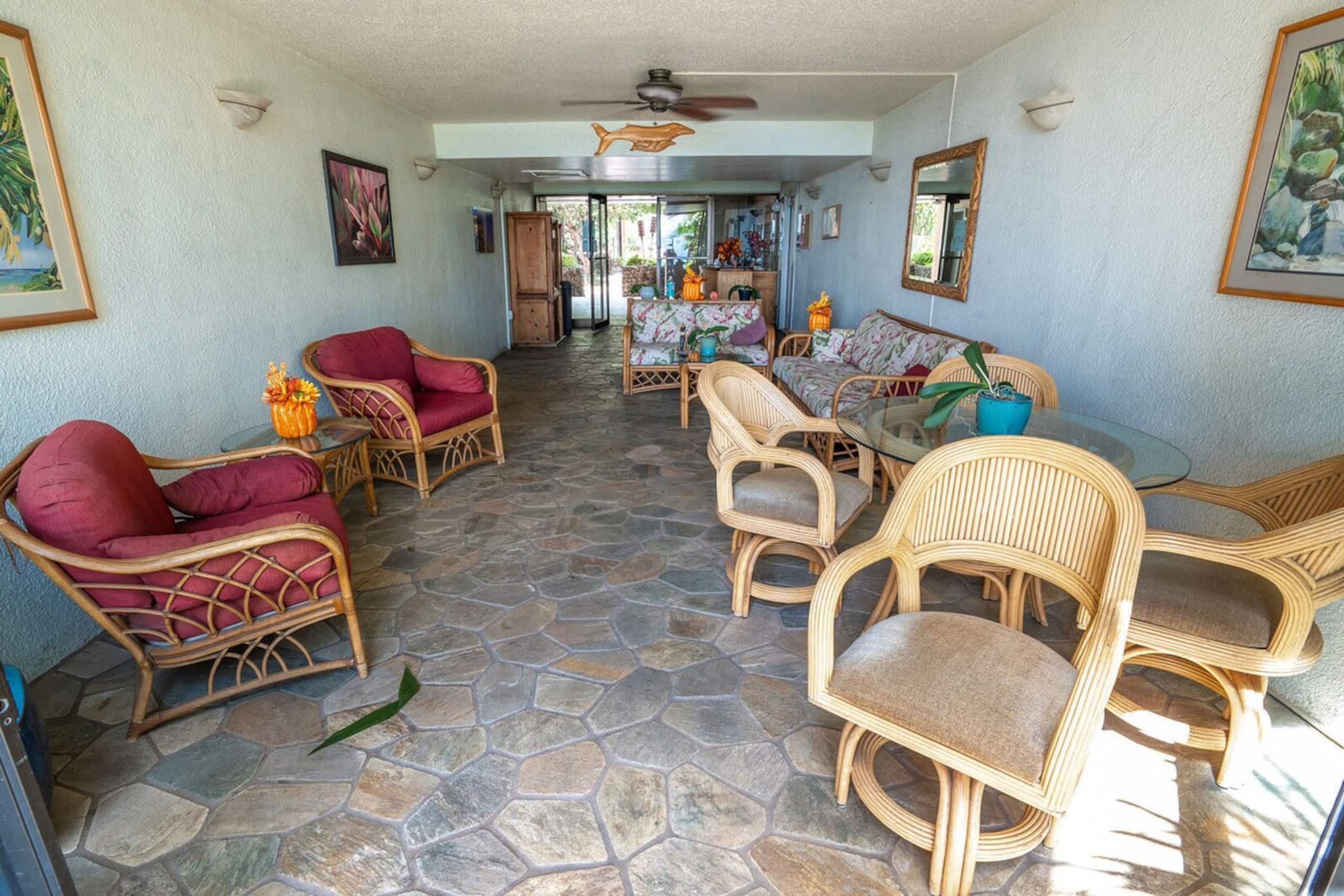 Ocean Front & Budget Friendly Maalaea Banyans 204 - Photo 6