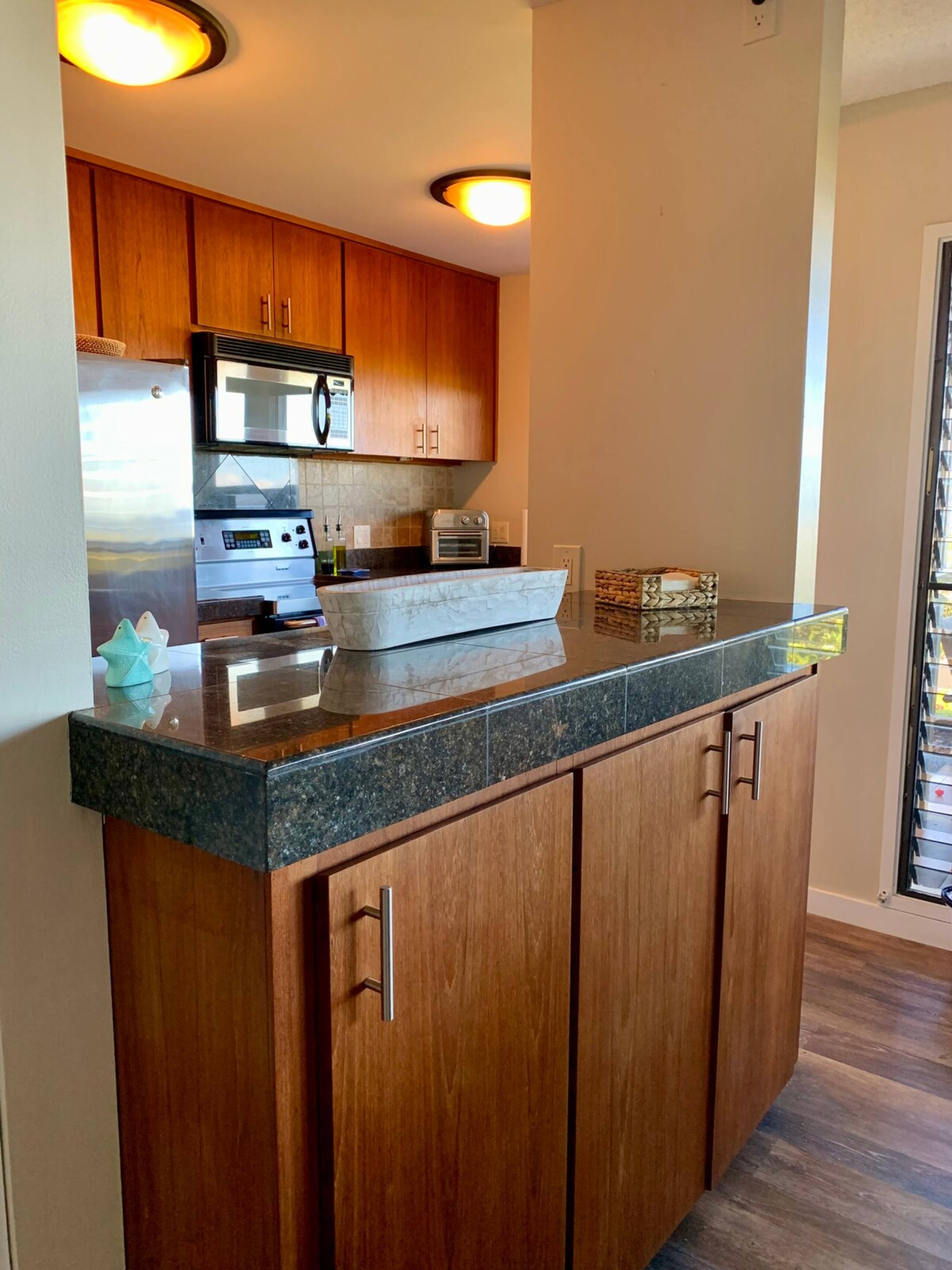 Wailea Ekolu 505, Ocean Views, New Furnishings - Photo 19