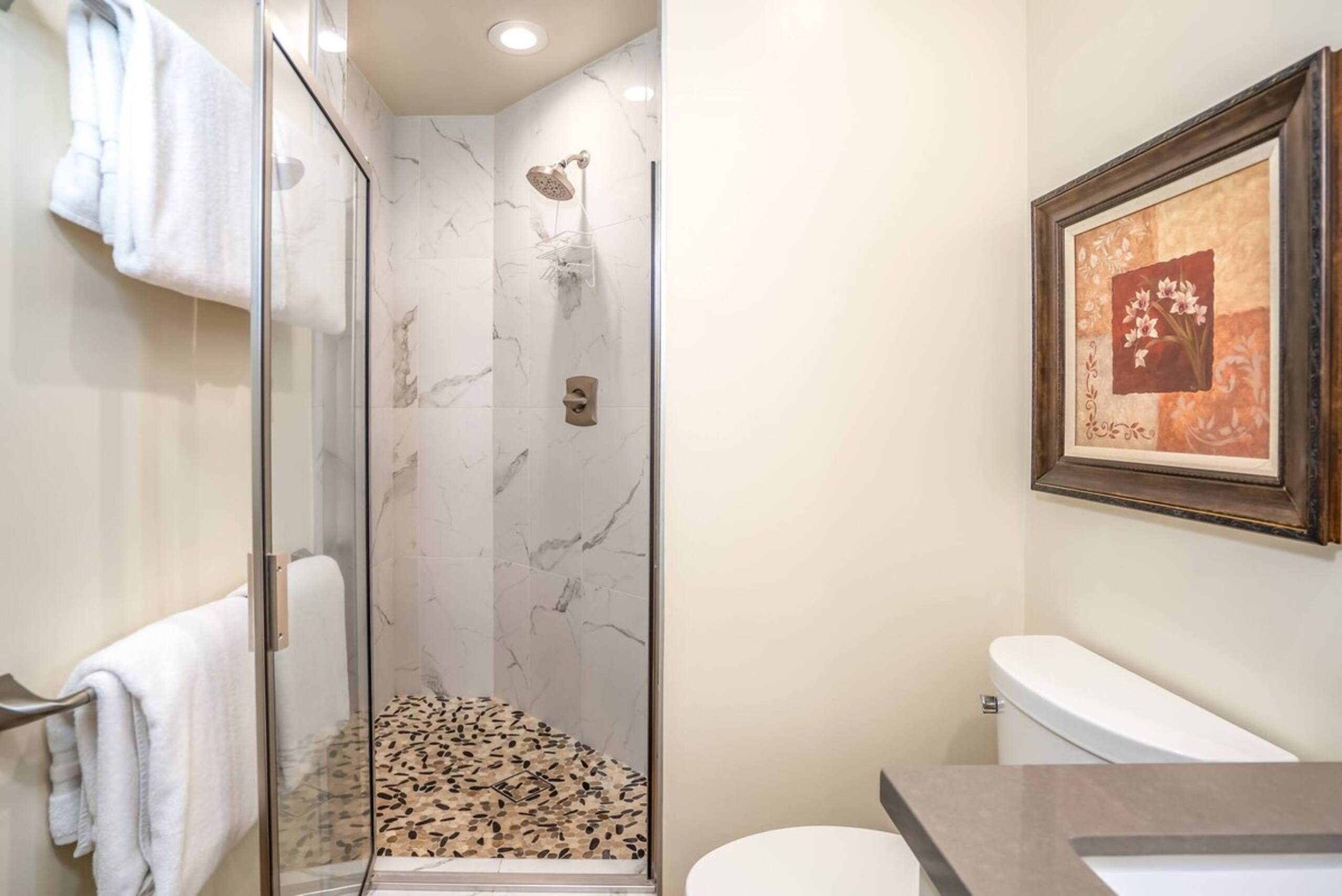 Spacious Unit, Inner Courtyard Full Kitchen PA1207 - Photo 29