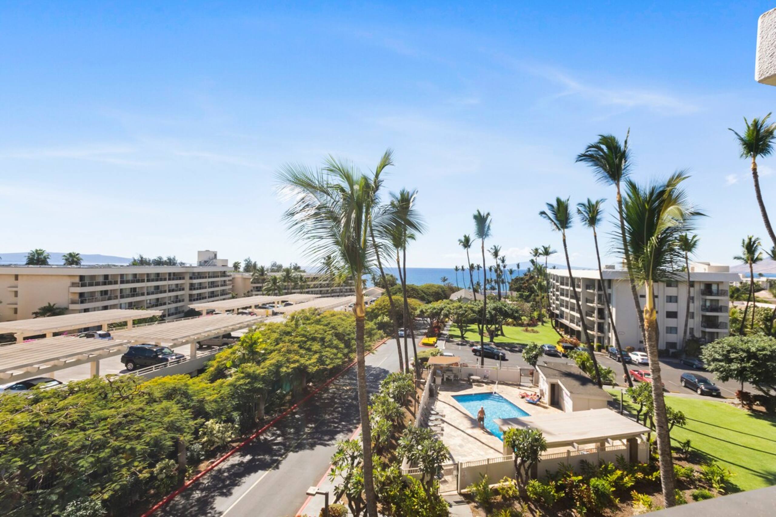 Ocean View Condo With Pool & Beach Access - Photo 2