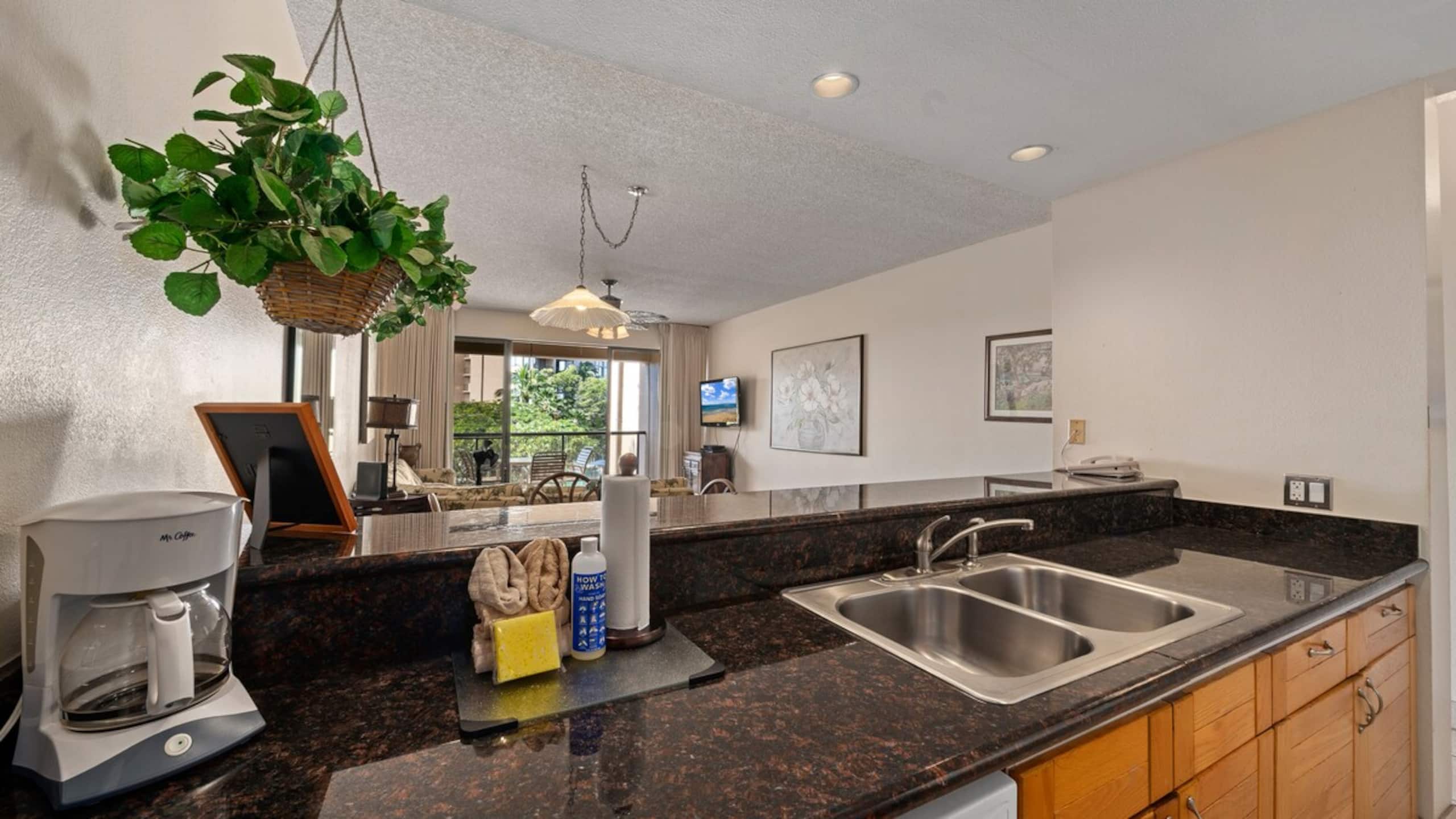 Tropical getaway, AC-Sk122-Sullivan Properties - Photo 15