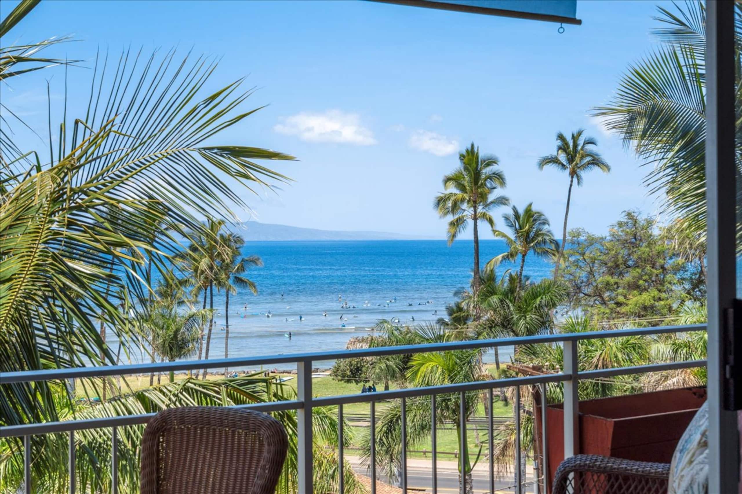 Oceanfront Kihei penthouse with a 32ft lanai - Photo 19