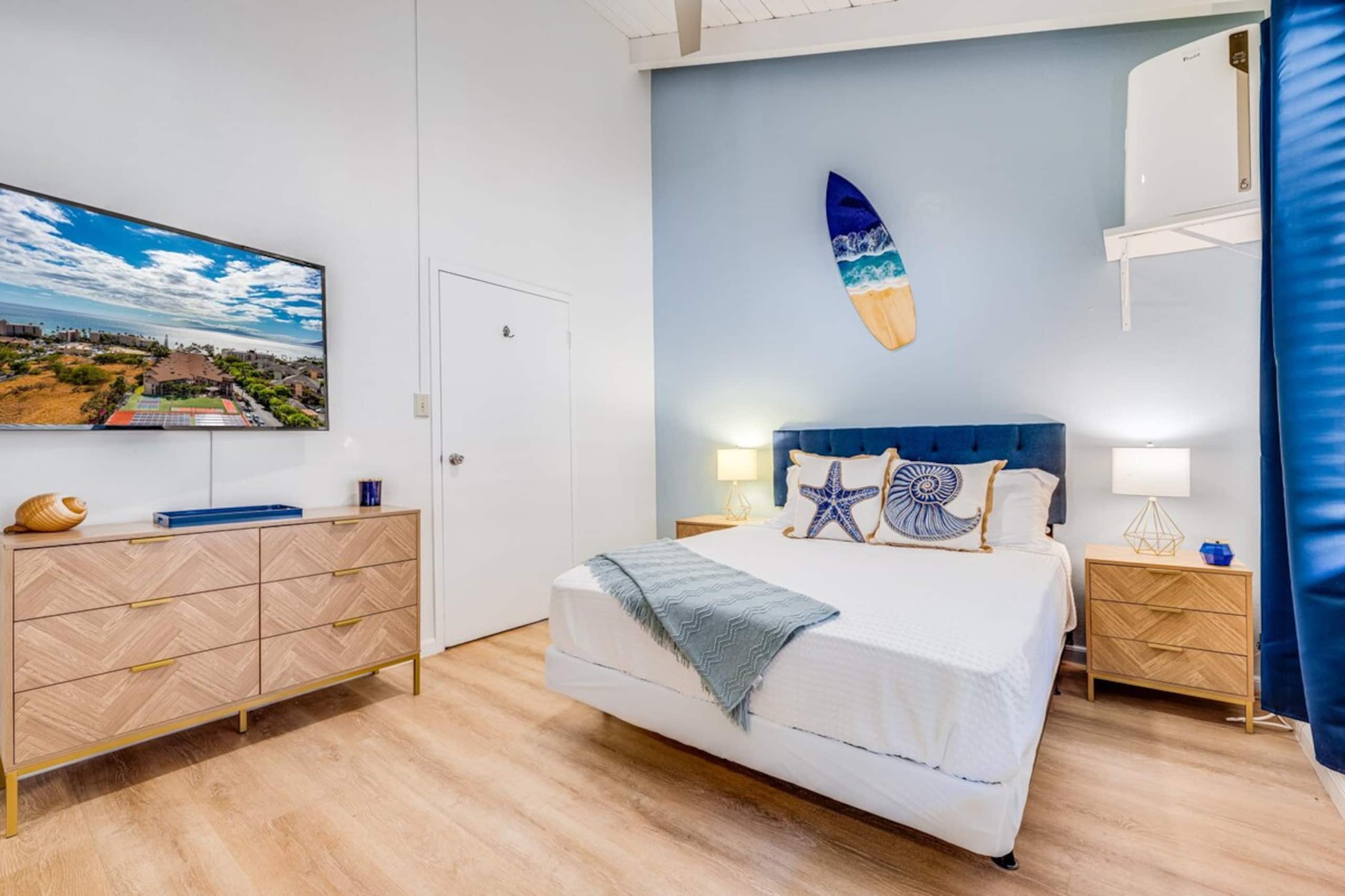 Gorgeous 2 Story Penthouse with Oceanview, Nearby - Photo 6