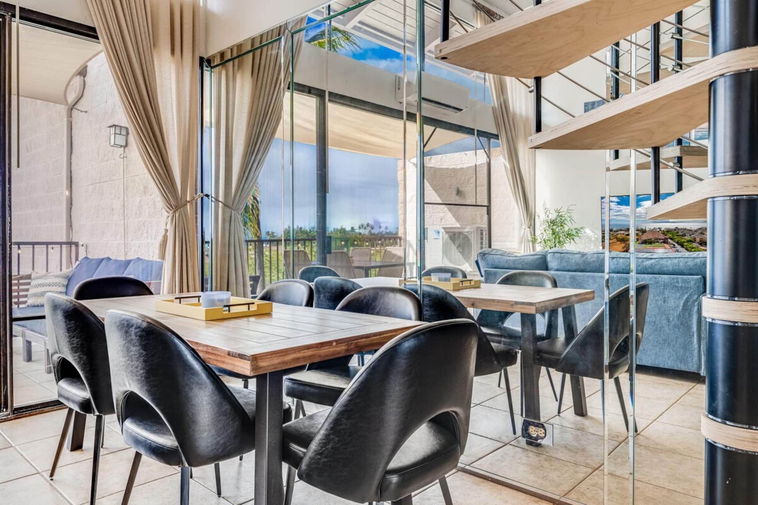 Gorgeous 2 Story Penthouse with Oceanview, Nearby - Photo 12