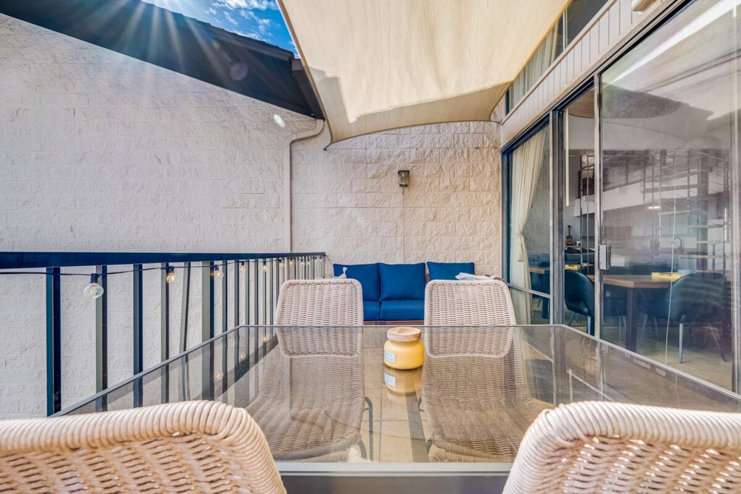 Gorgeous 2 Story Penthouse with Oceanview, Nearby - Photo 33