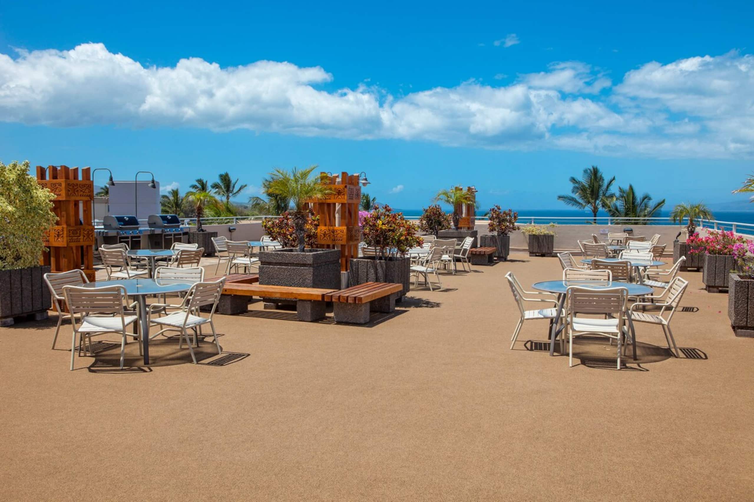 Maui Beachfront Escape With Pool - Photo 25