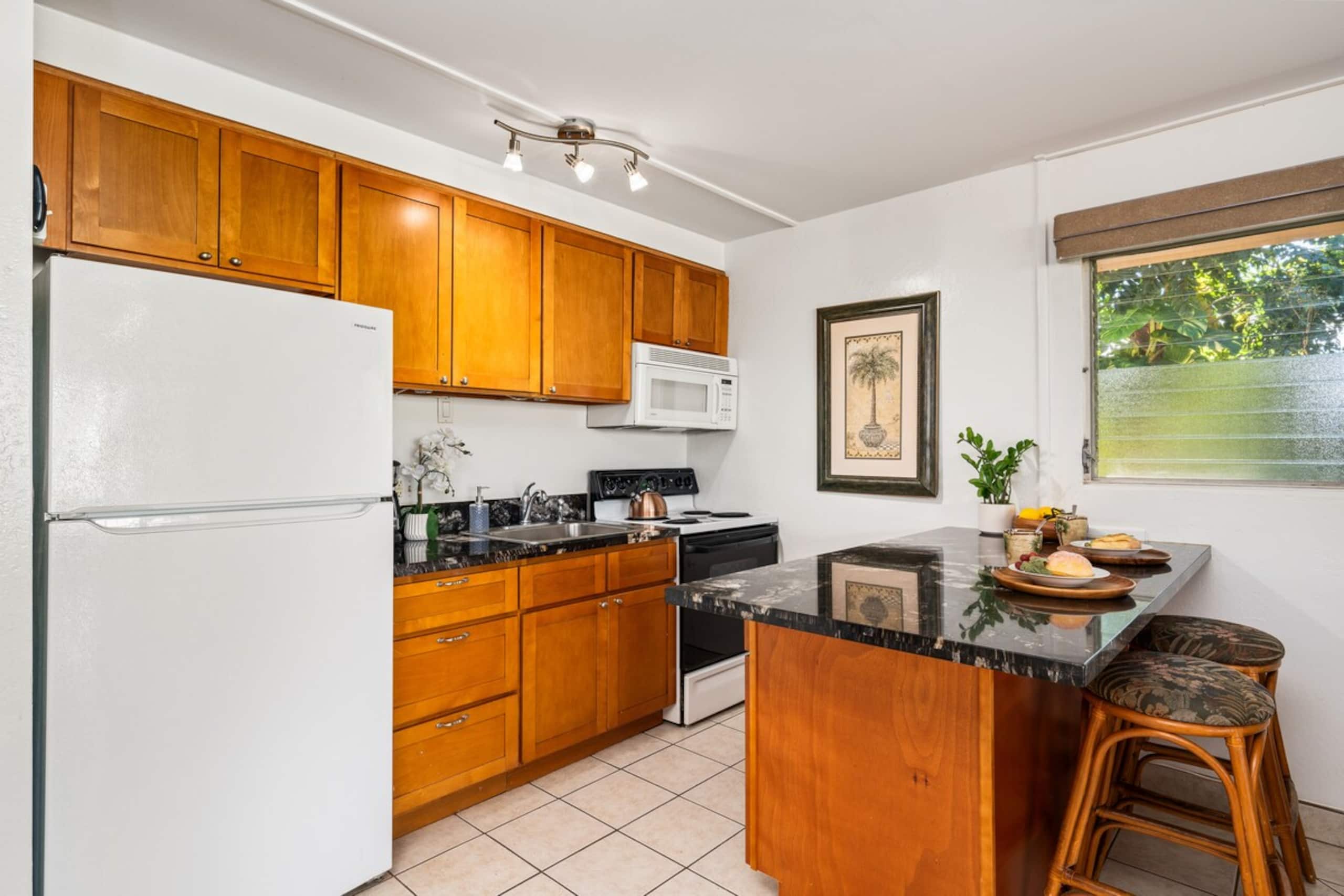 KKN 13231 New Listing Condo w Pool across beach - Photo 8
