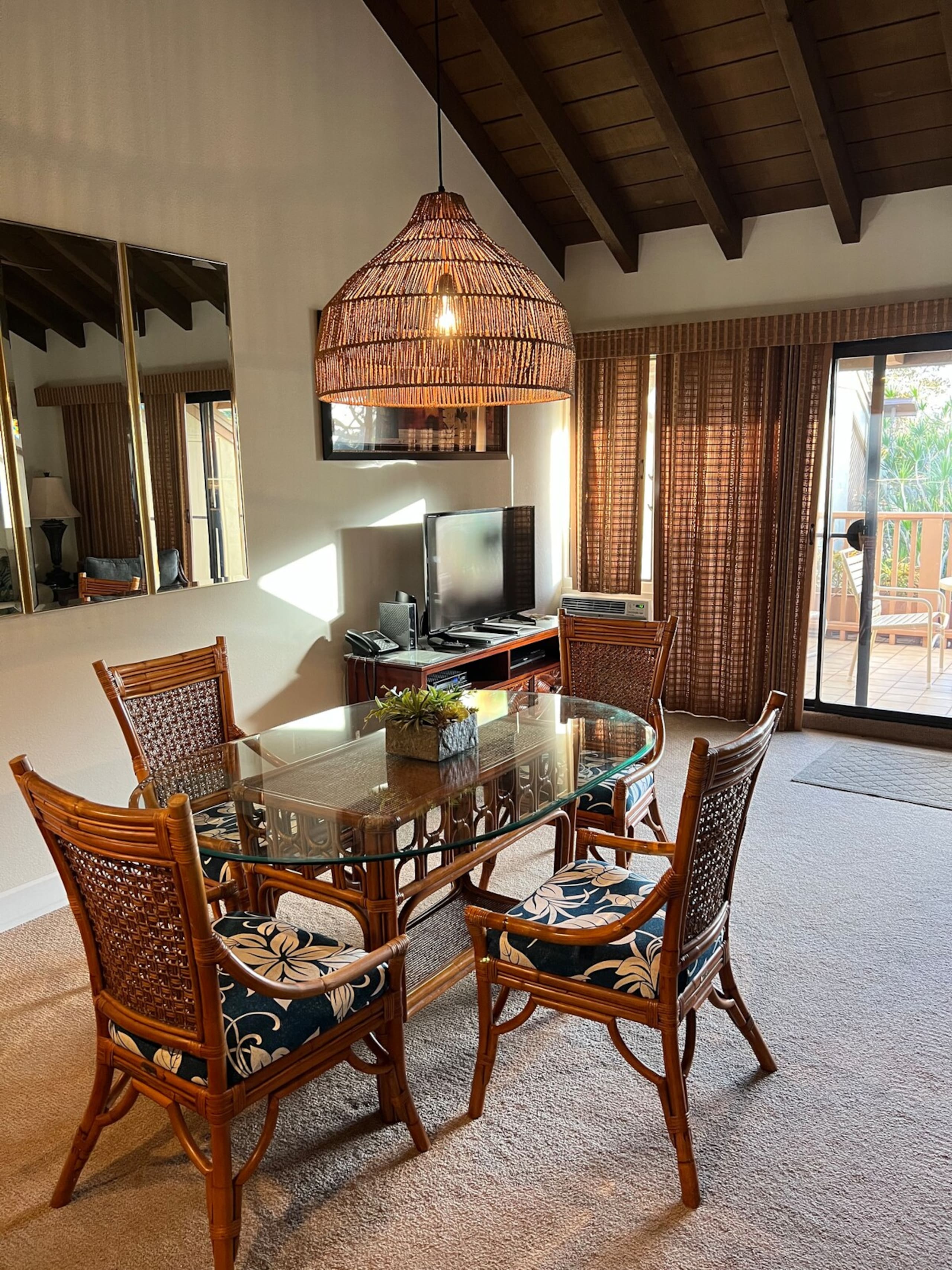 Modern 2BR/2BA, Sleeps 6, Walk to Beach, B Bldg - Photo 9