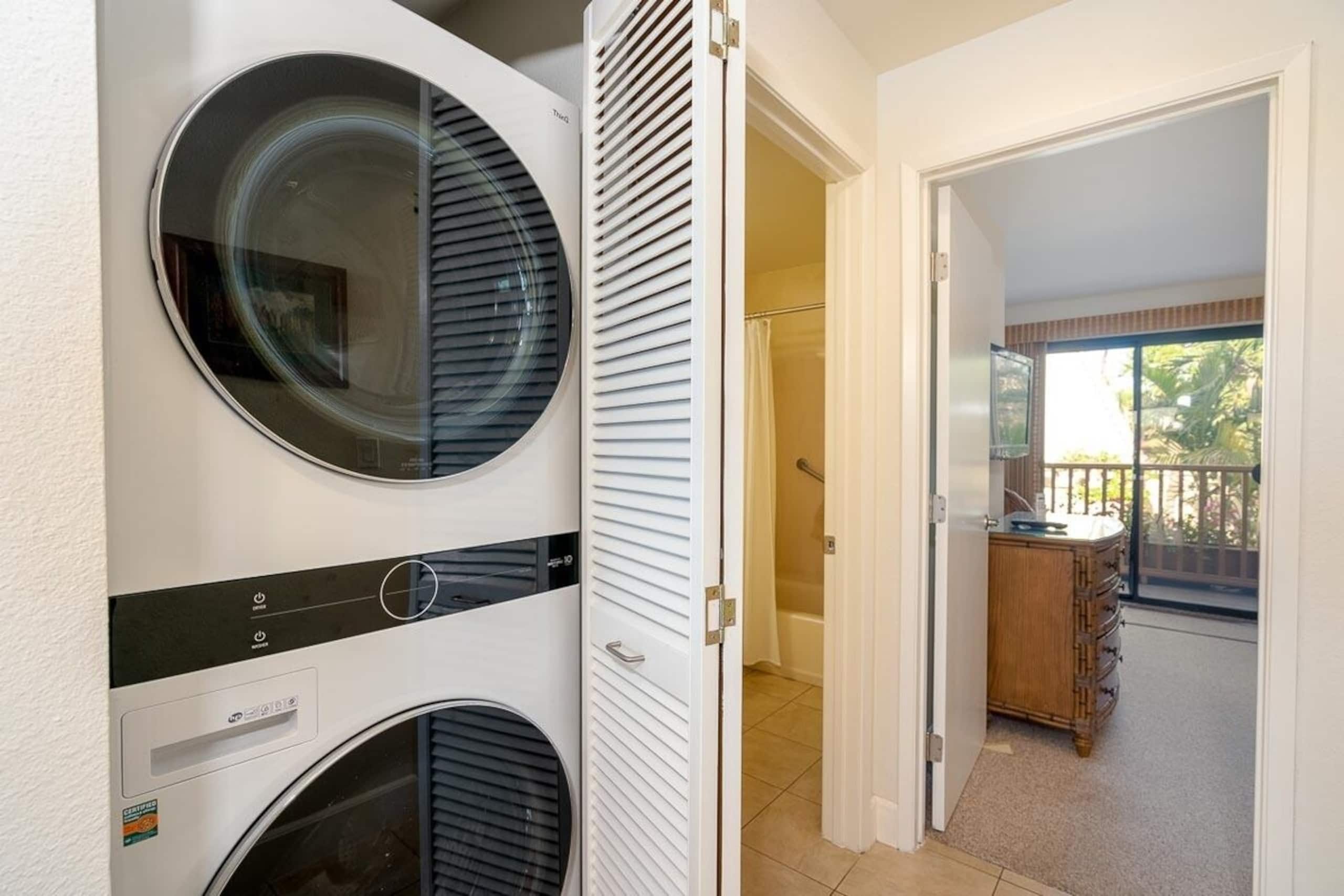 Modern 2BR/2BA, Sleeps 6, Walk to Beach, B Bldg - Photo 23