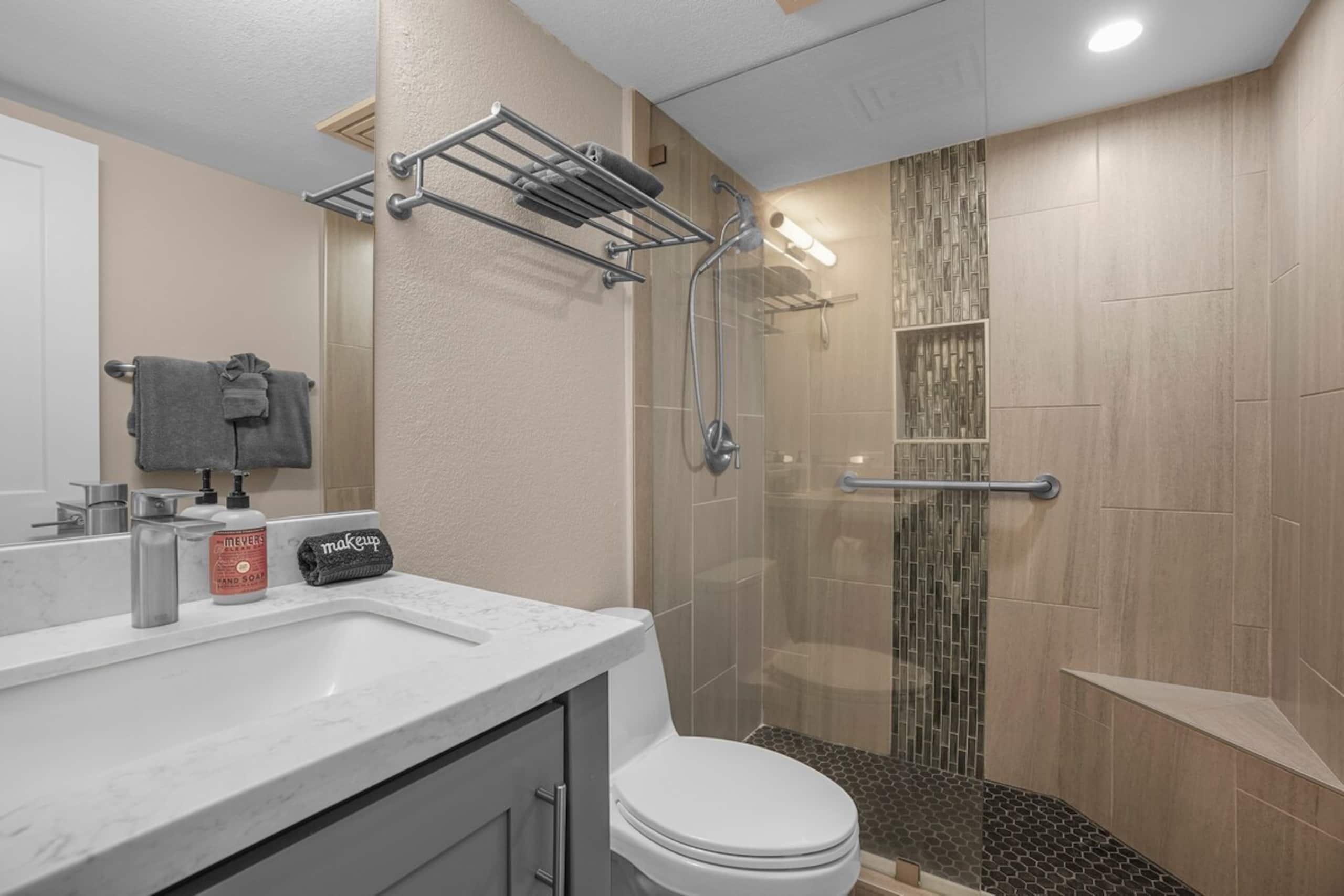 Summer rates- Oceanview! A/C Prime to beach KS1404 - Photo 29