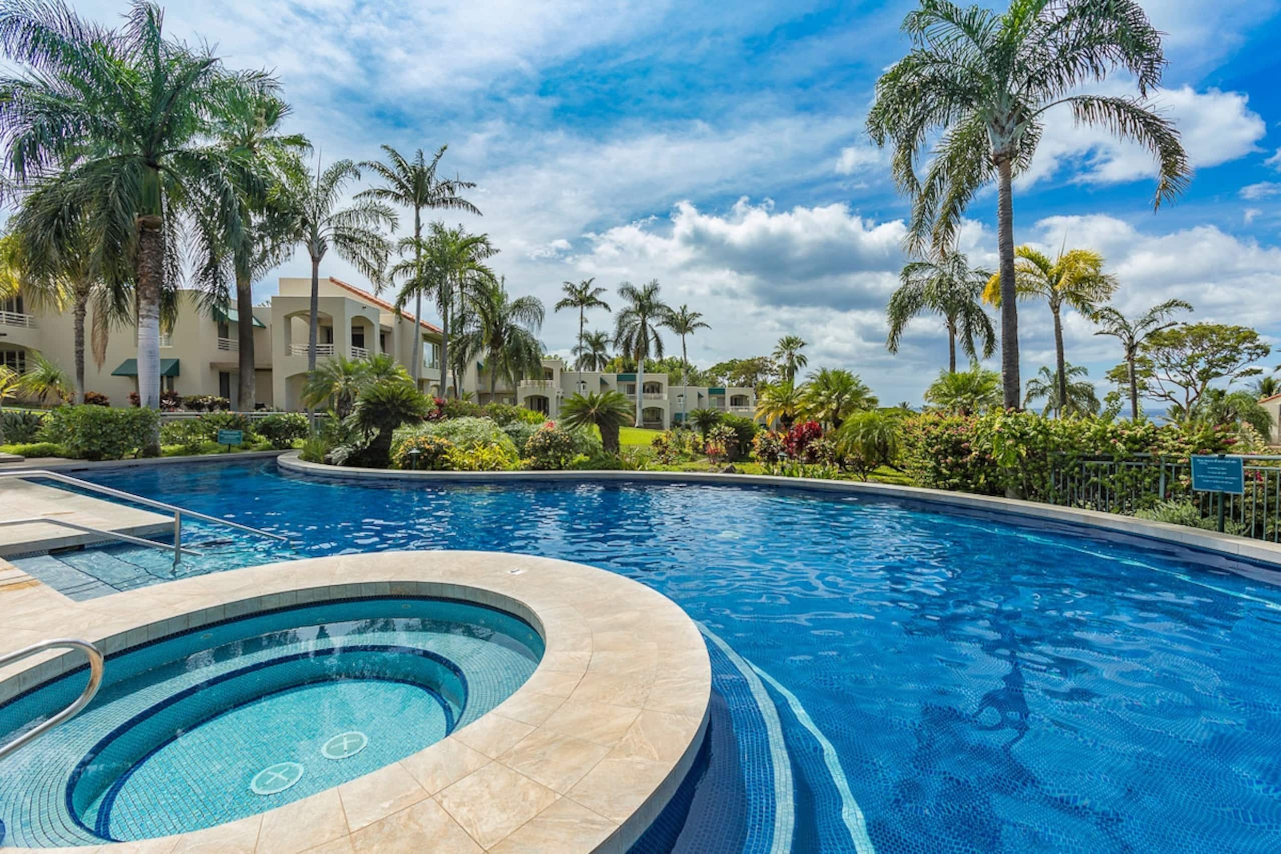 Wailea condo w/ sunset views and pool access - Photo 35