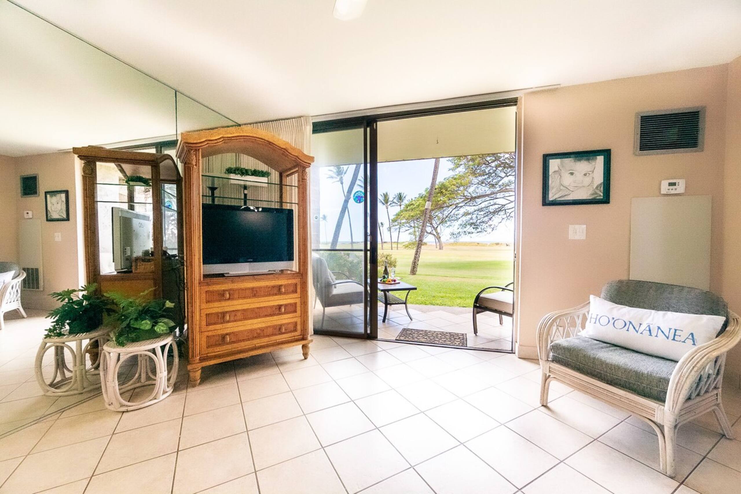 Summer Sale 2BR Ocean View AC Pool Beach - KM 114 - Photo 3