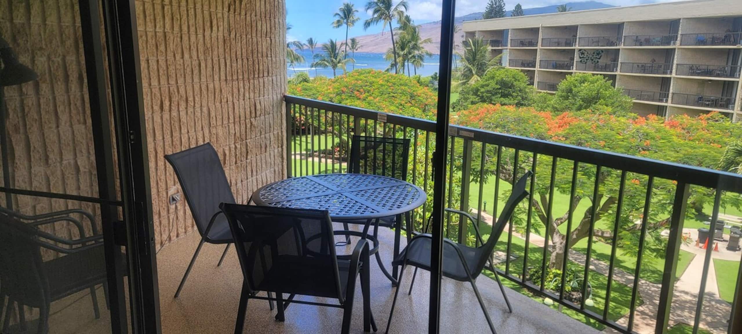 Maui Sunset B409 1 bedroom, 2 bath with ocean view - Photo 1