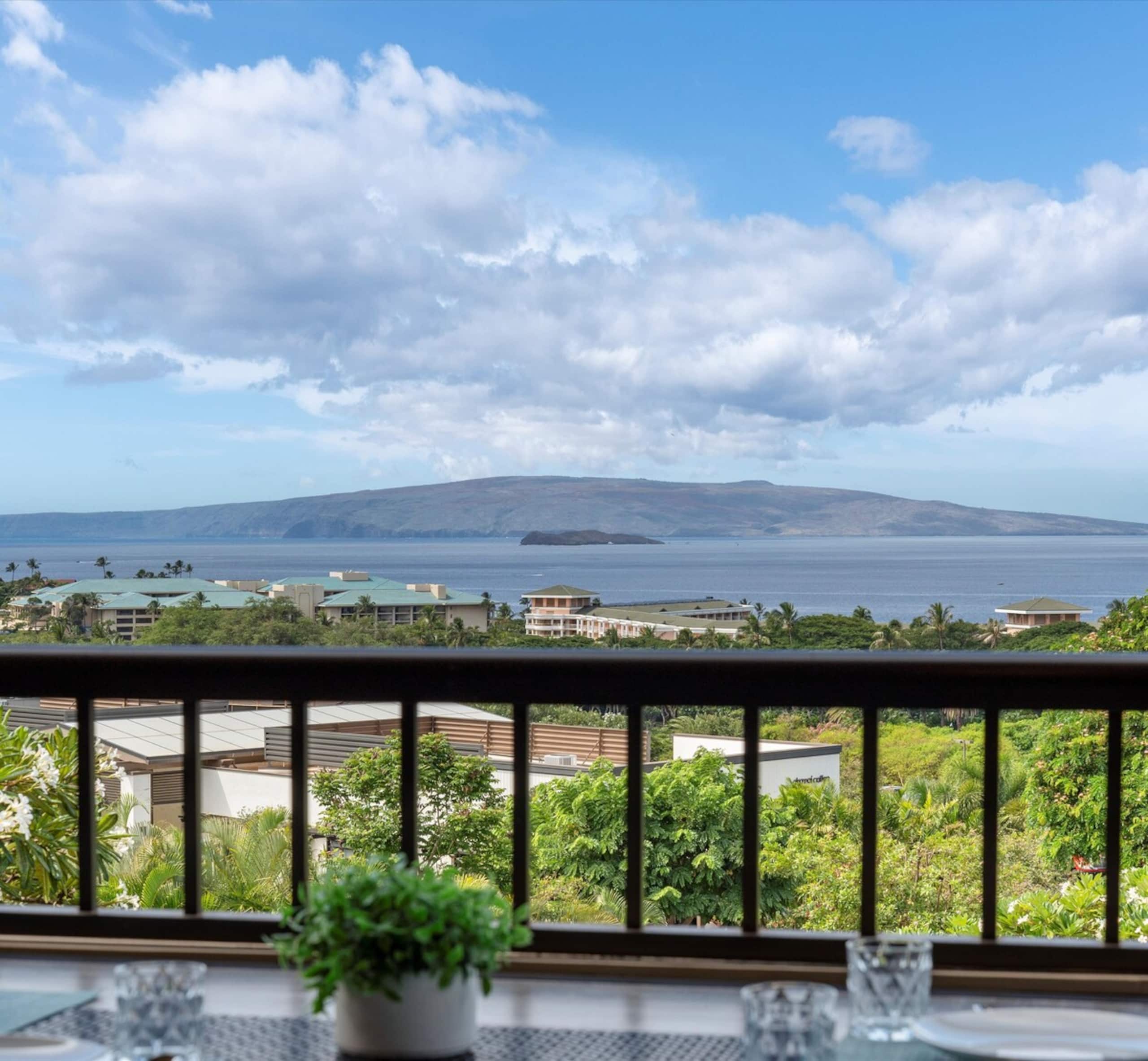 Ocean view condo w/ 2 king beds near beach - Photo 6